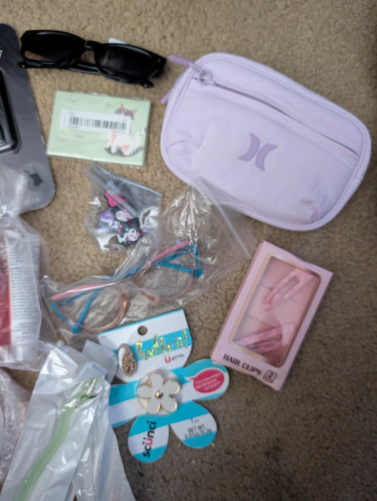 Accessory lot - Thumbnail 3