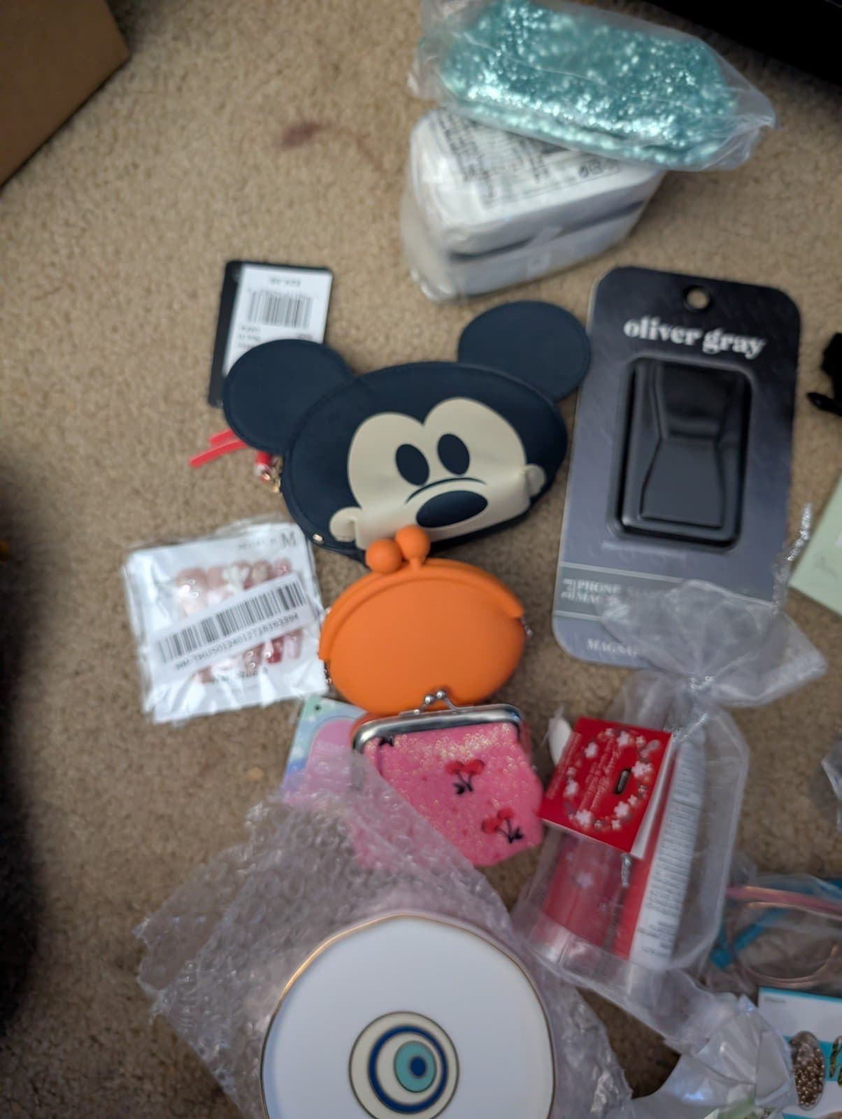 Accessory lot - Thumbnail 2