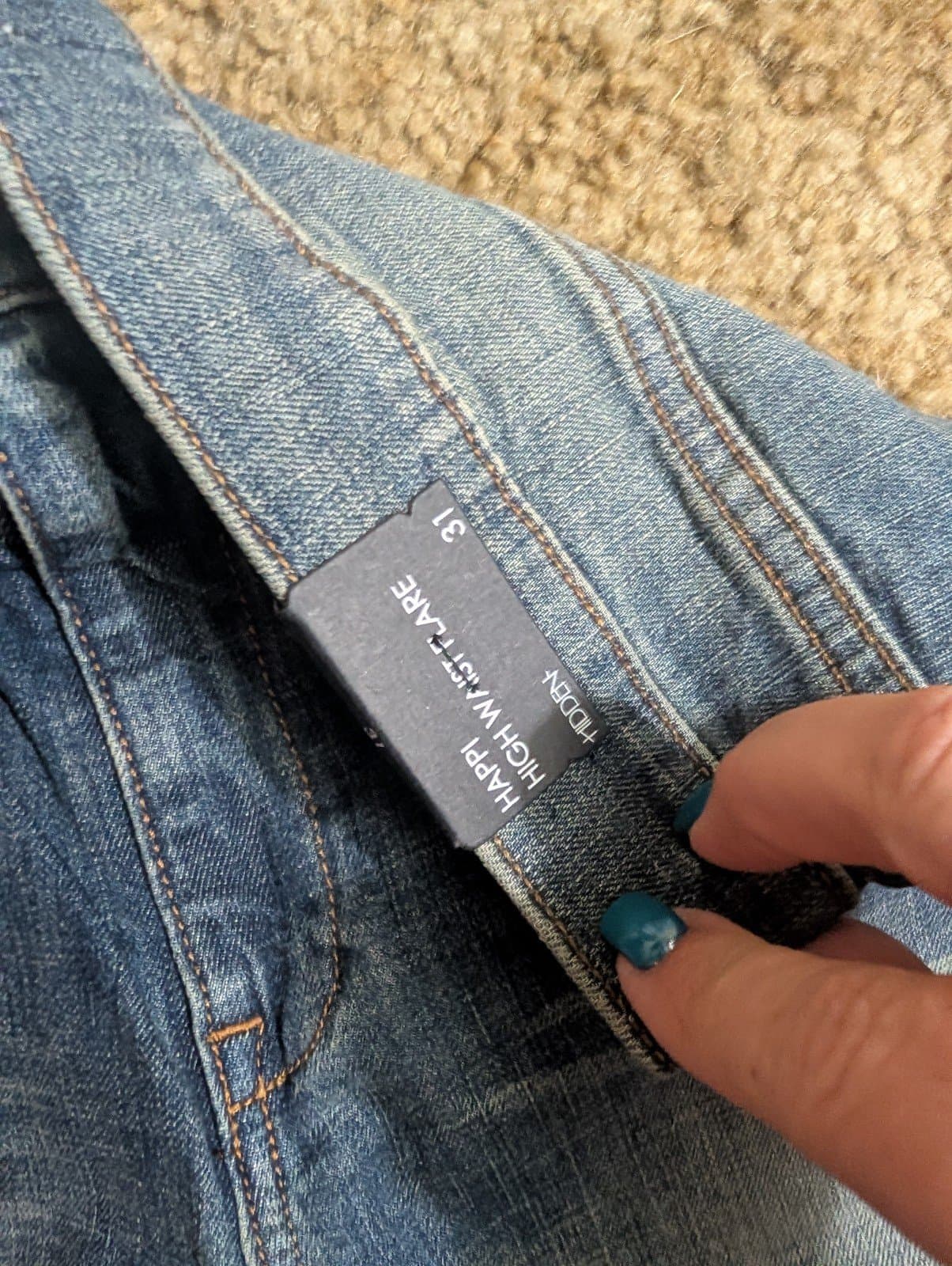 Hidden jeans - Thumbnail 3