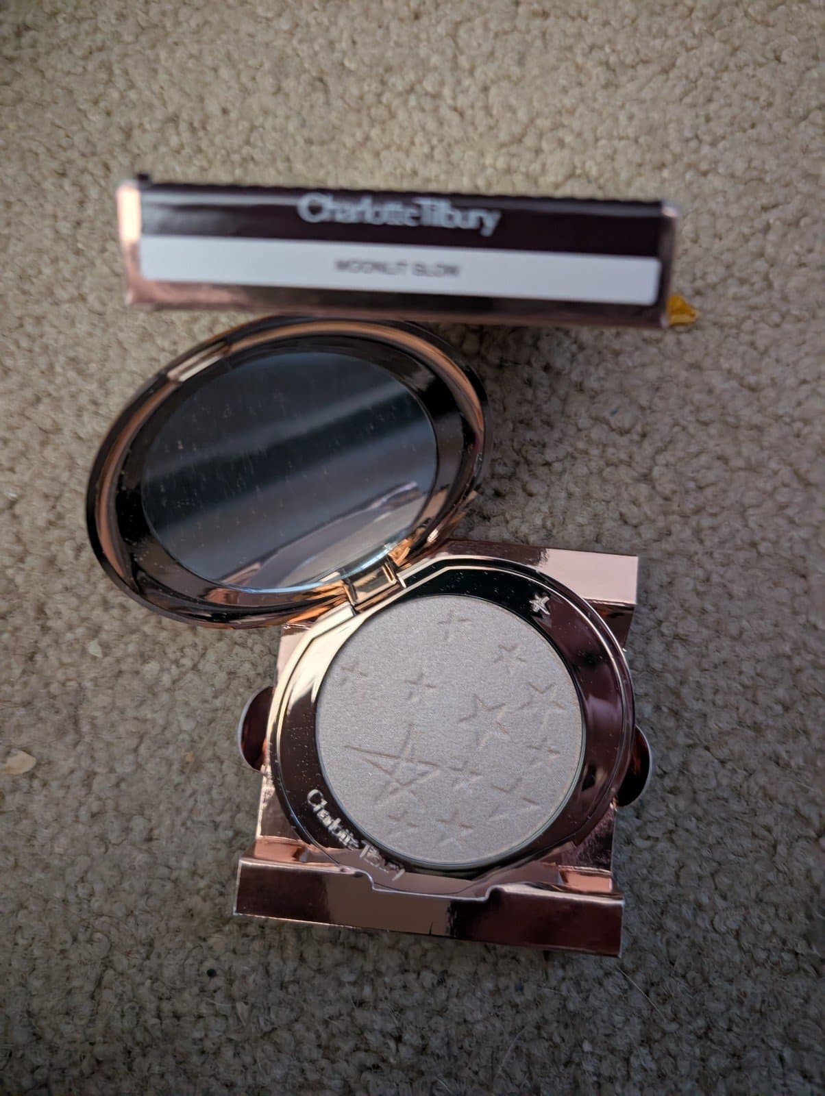 Charlotte tillbury highlighter