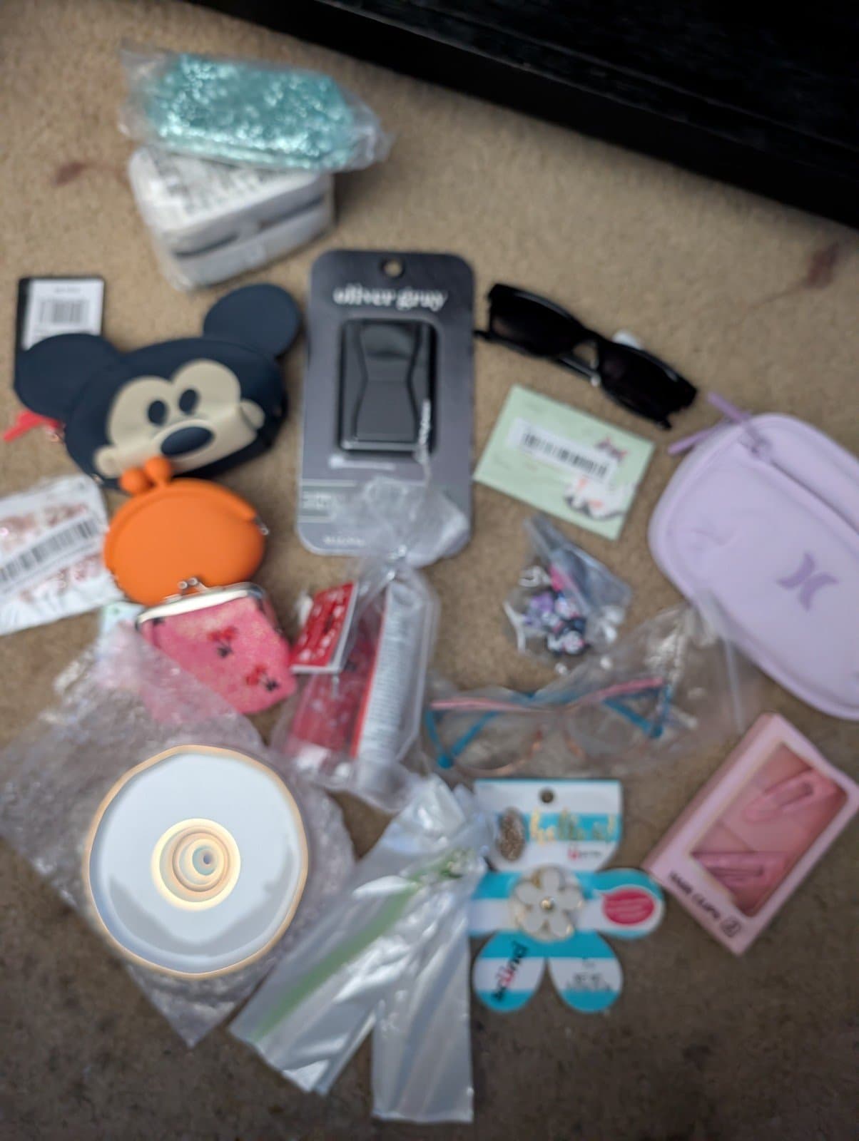 Accessory lot