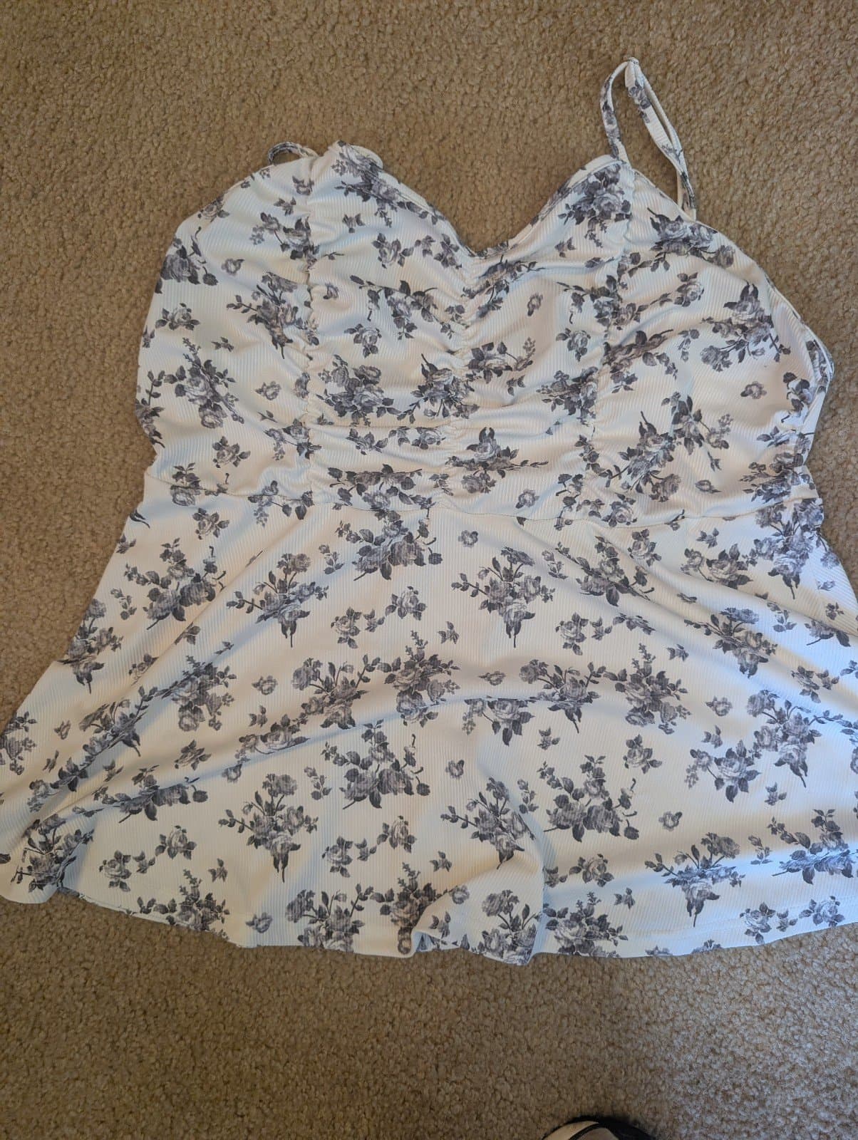 Shein top bundle - Thumbnail 4
