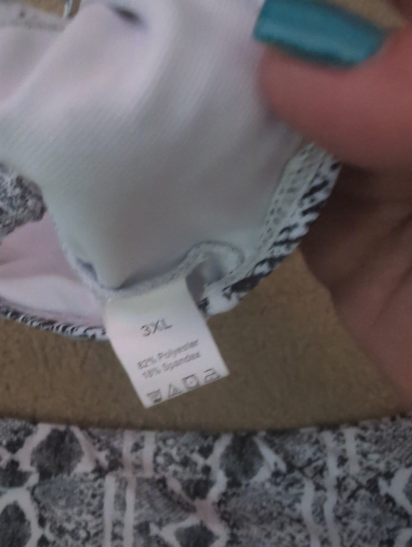 2 piece swim suit size 3x - Thumbnail 2