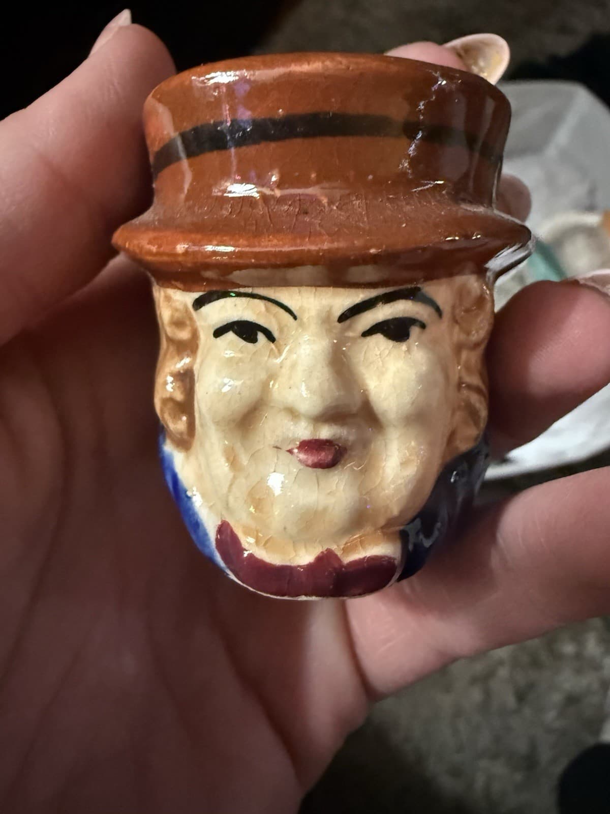 Vintage miniature tiny mug colonial man With glasses creamer pitcher - Thumbnail 2