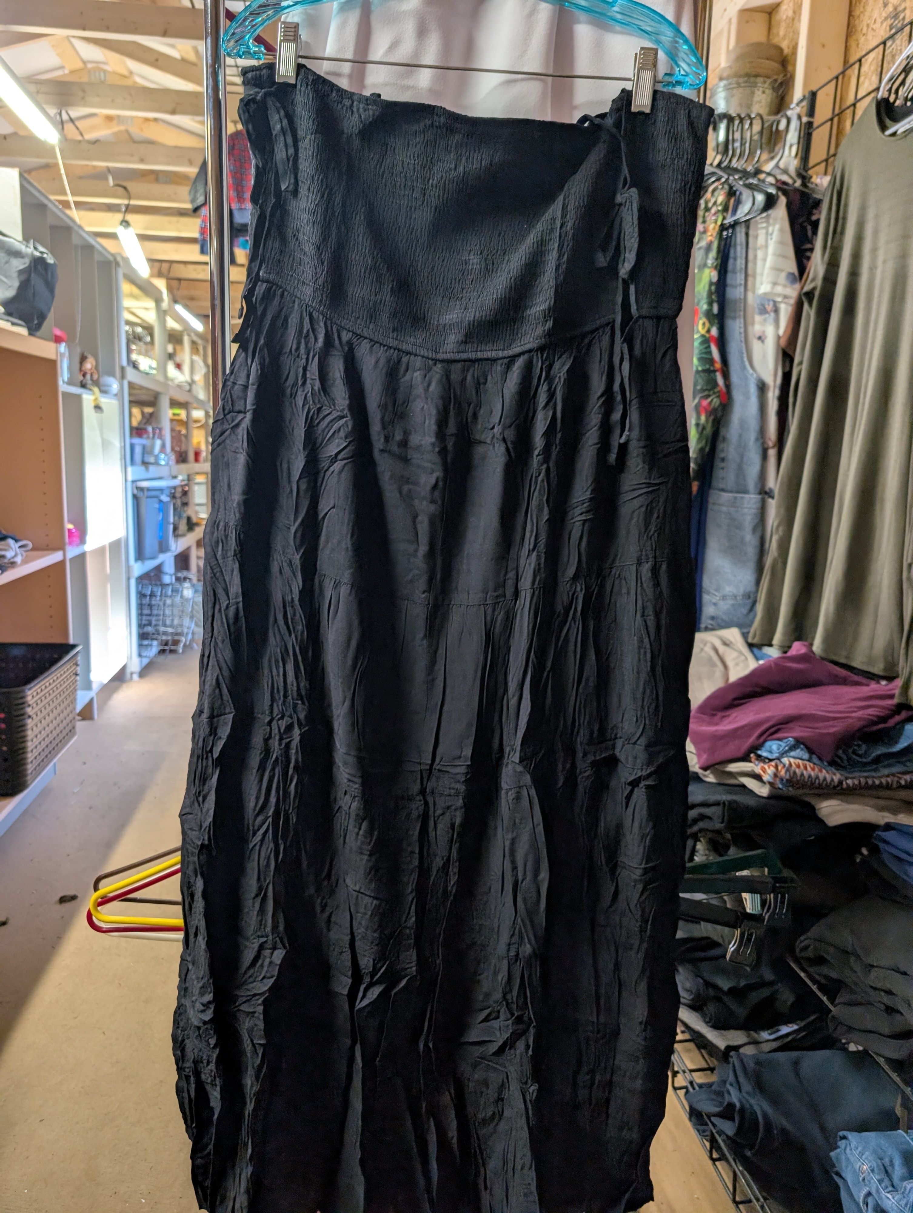 Black Maxi Skirt with Smocked Waist - Thumbnail 2