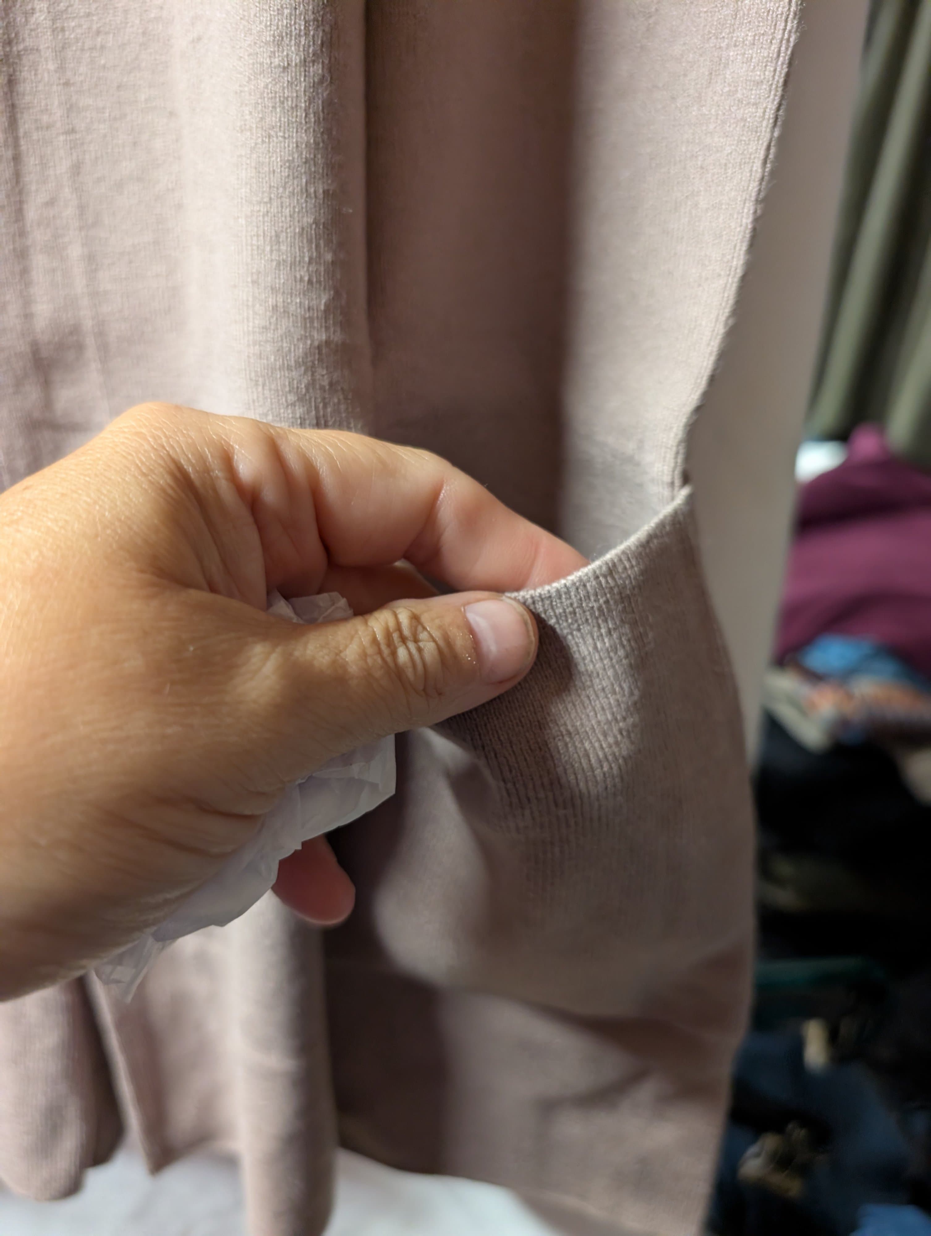 Women's sleeveless sweater jumper - Thumbnail 2