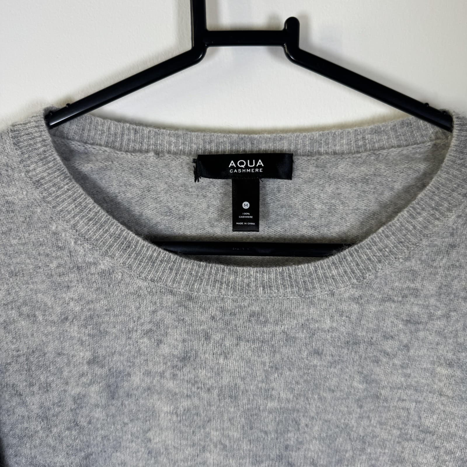 Aqua Sweater Gray 100% Cashmere Crew Neck Soft Knit Pullover Womens Medium - Thumbnail 4