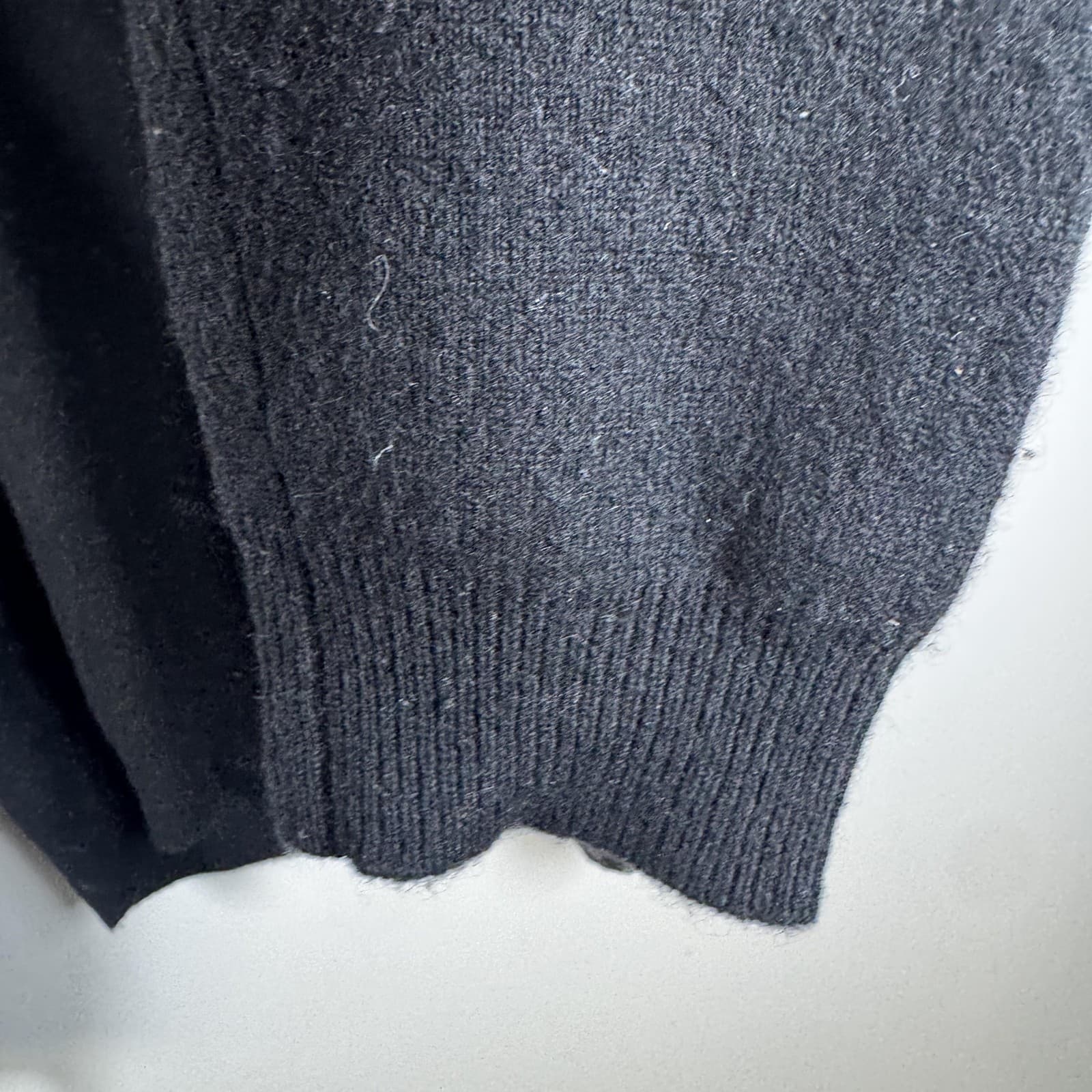 Lord & Taylor Two Ply Cashmere Sweater V Neck Pullover Black Lightweight Men M - Thumbnail 6