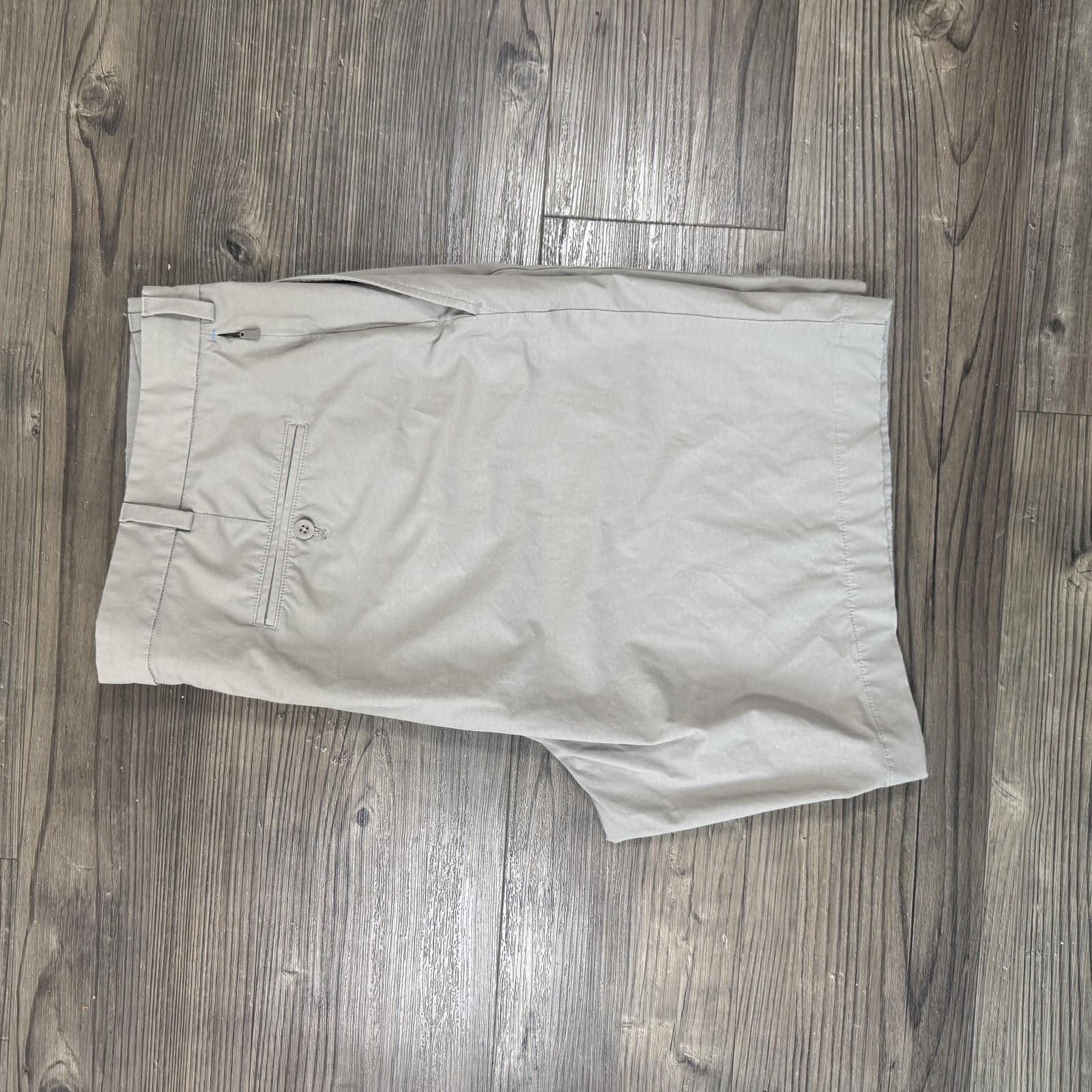 Vineyard Vines On-The-Go Performance Short Beige Chino 10 Inseam Mens 48B - Thumbnail 7