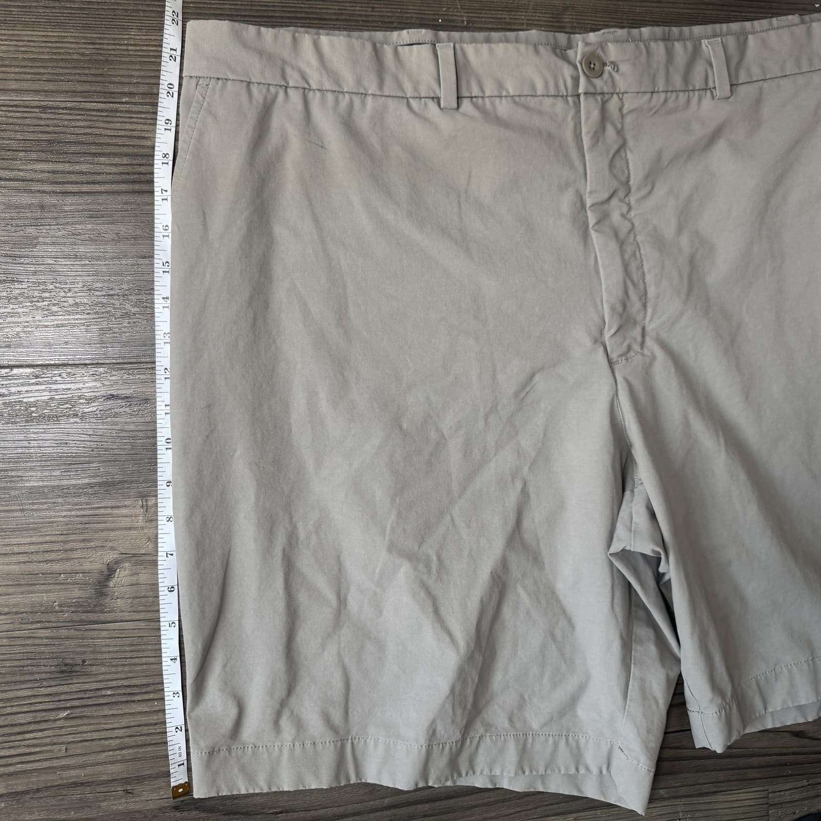Vineyard Vines On-The-Go Performance Short Beige Chino 10 Inseam Mens 48B - Thumbnail 10