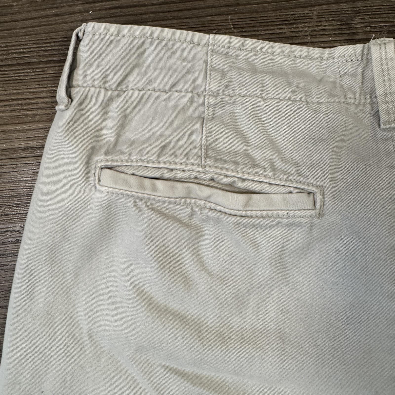 American Eagle Outfitters Shorts Chino Cotton Classic 10 Inseam Beige Men's 31 - Thumbnail 7