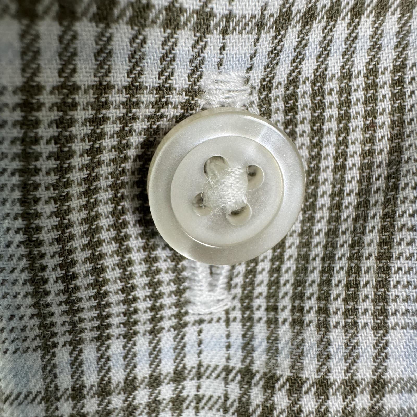 Charles Tyrwhitt Classic Fit Button Down Shirt Plaid Cotton Gray White Men's 2XL - Thumbnail 9