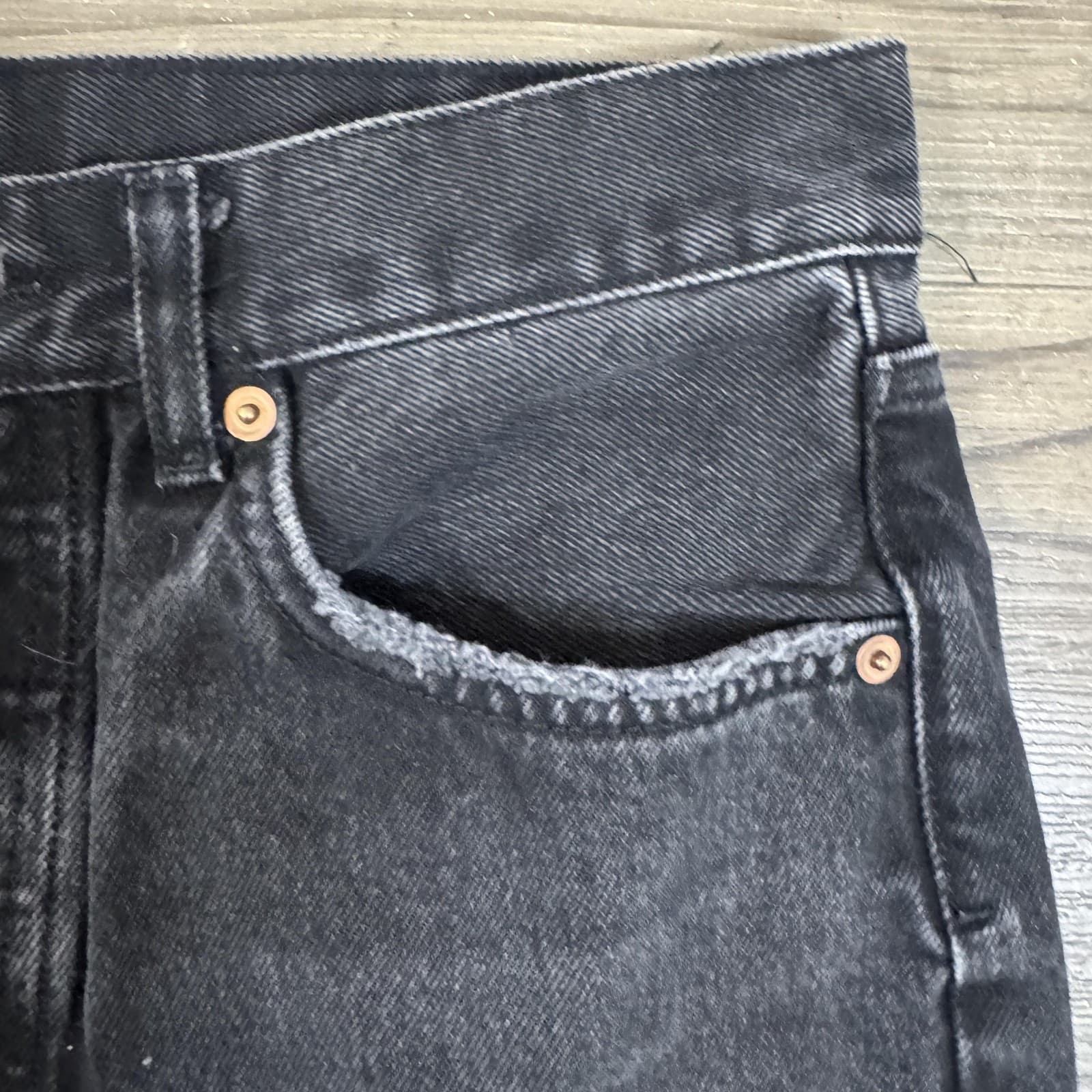 BDG Relaxed Straight Jeans Denim Distressed Frayed Black Charcoal Men's 28x28 - Thumbnail 4