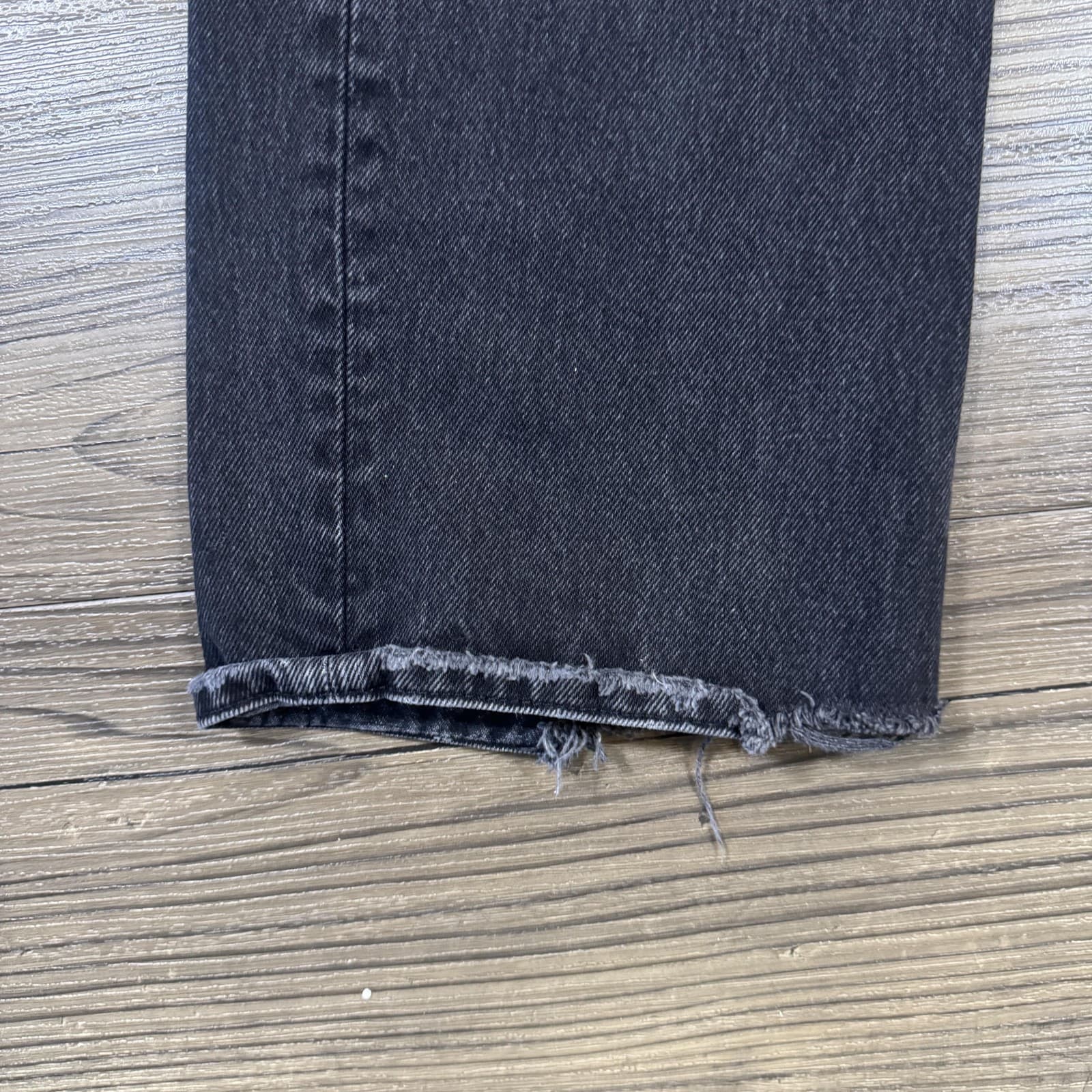 BDG Relaxed Straight Jeans Denim Distressed Frayed Black Charcoal Men's 28x28 - Thumbnail 9