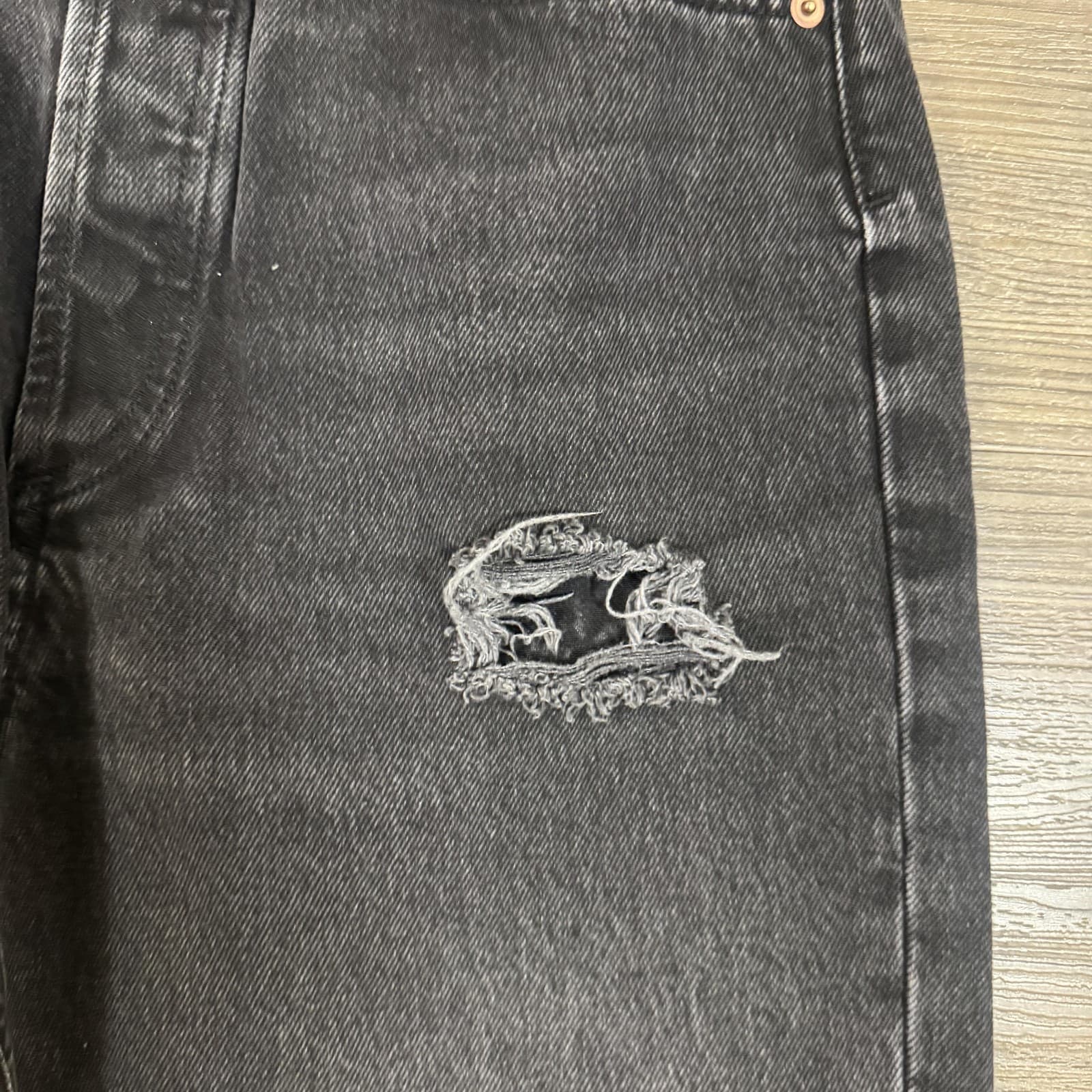 BDG Relaxed Straight Jeans Denim Distressed Frayed Black Charcoal Men's 28x28 - Thumbnail 6