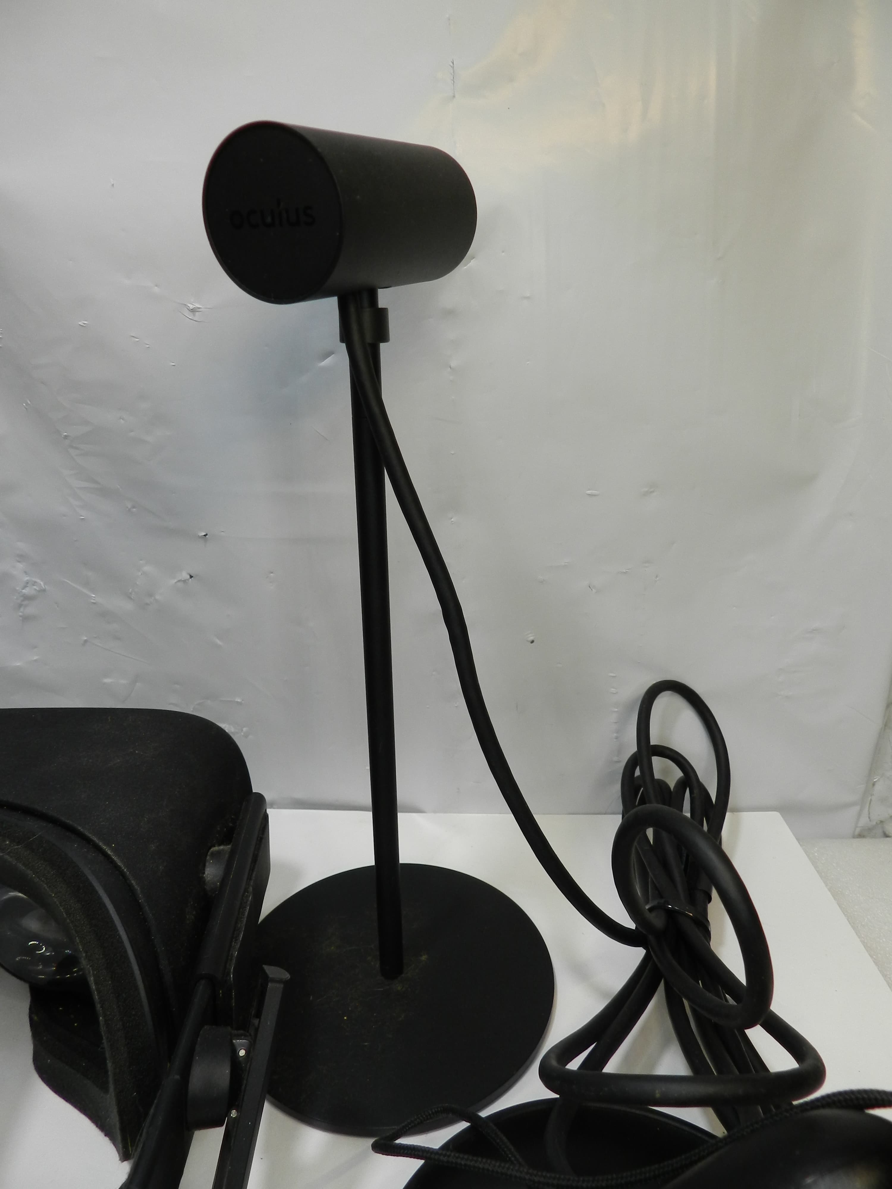 Oculus Rift CV1 VR Virtual Reality Headset Full Set Black (O83M) - Thumbnail 12