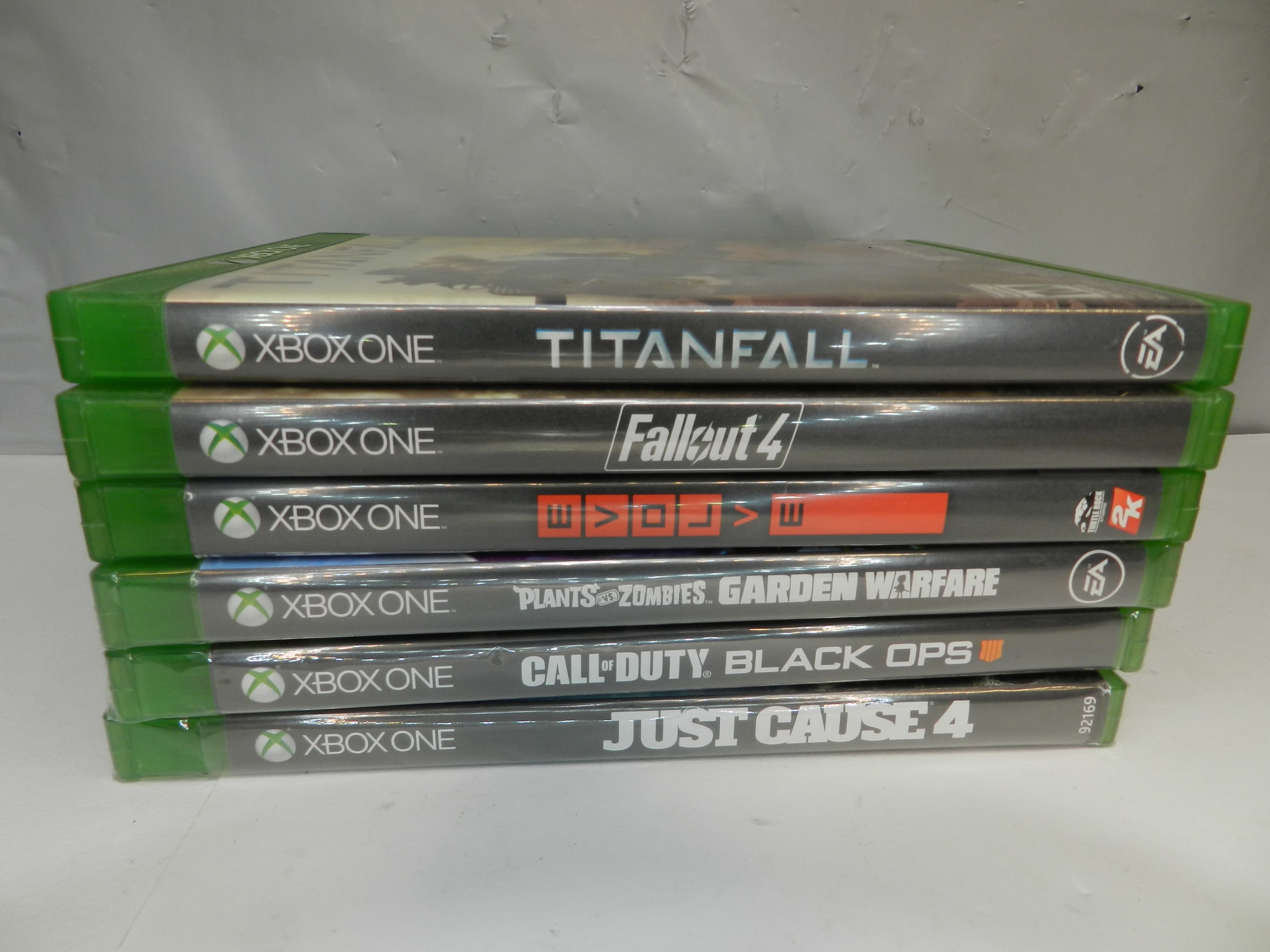 XBox One Game Lot Titalfall, Fallout 4, Evolve, Plants Zombies Just Cause4 O86M - Thumbnail 3
