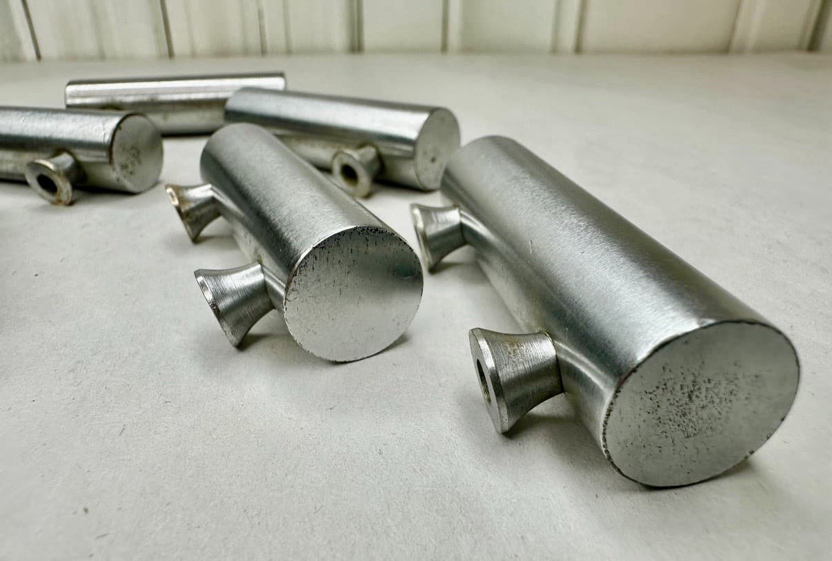 Brushed Chrome Metal Bar Cabinet Pulls w/ Screws Set of 6 – 1.5” Centers - Thumbnail 5