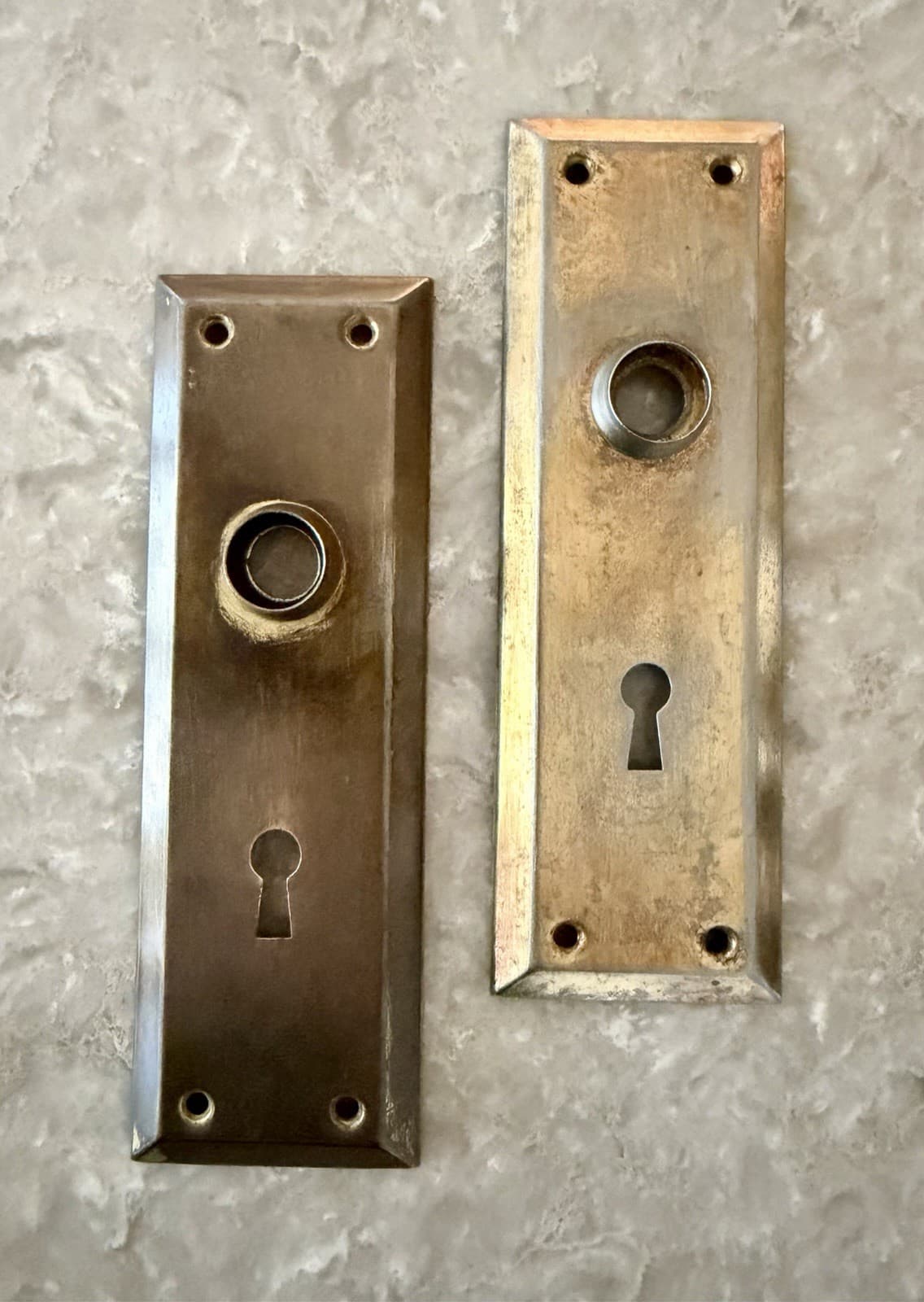 Vintage Brass Door Knob Set , 2 Stamped Steel Back Plates/ Keyhole. - Thumbnail 6