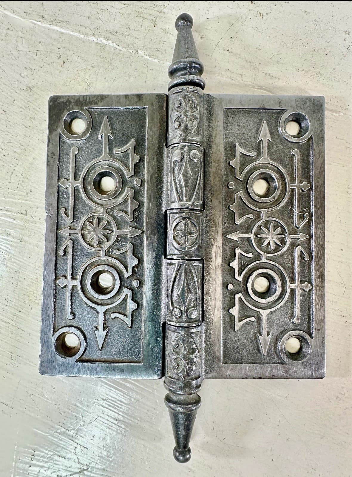 Antique 4.5” x 4.5” Cast Iron Steeple Tip Door Hinge – Ornate Victorian Eastlake - Thumbnail 2