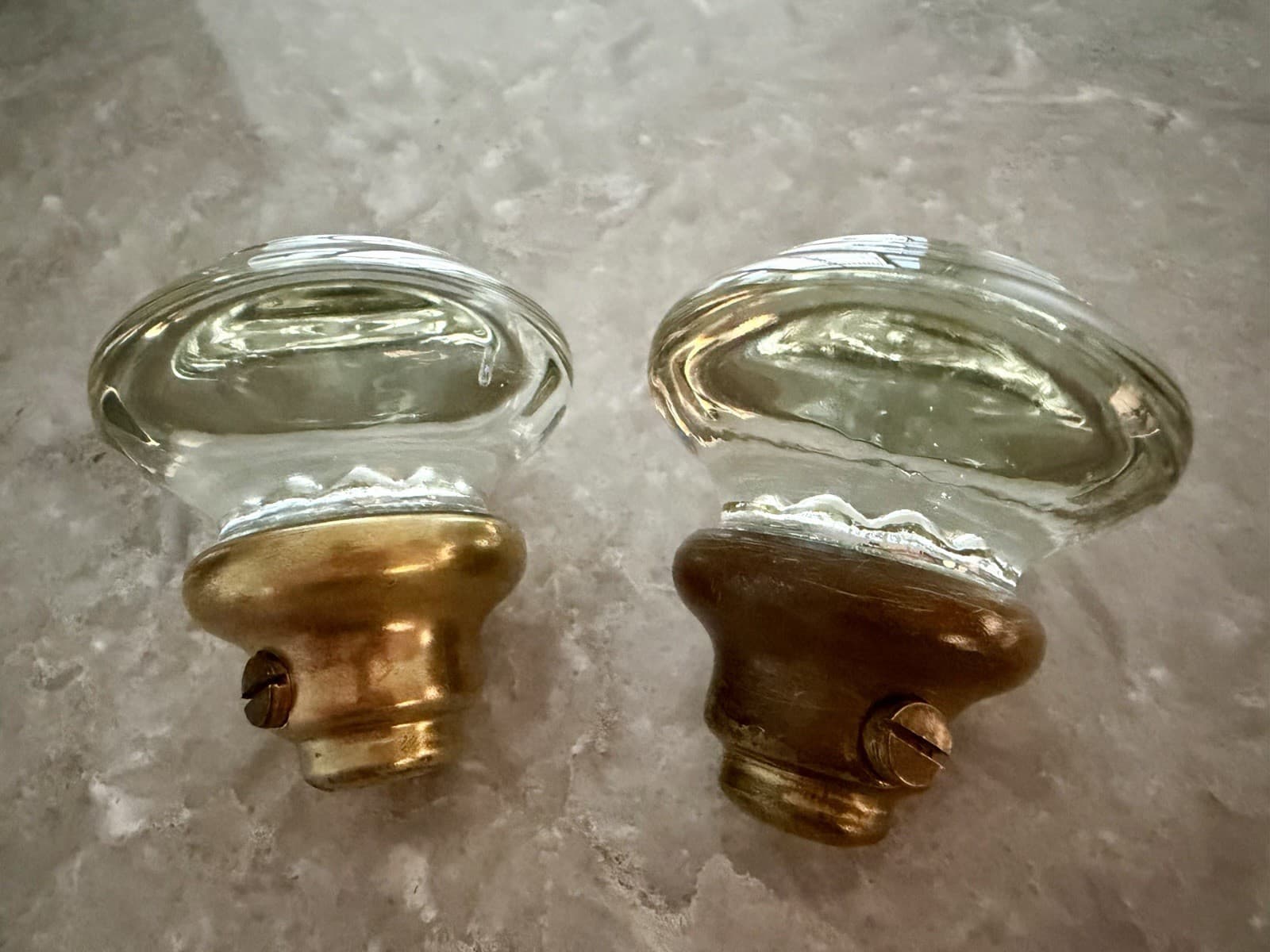 Antique Pressed Glass Door Knob Set Sunburst Pattern Brass Collars & Spindle - Thumbnail 4
