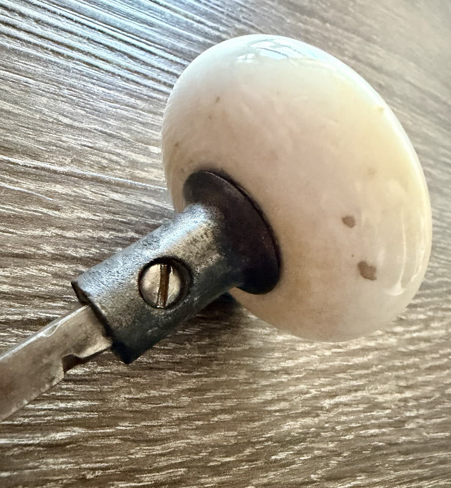 Antique White Porcelain Door Knob w Cast Iron Shank & Spindle - Thumbnail 7
