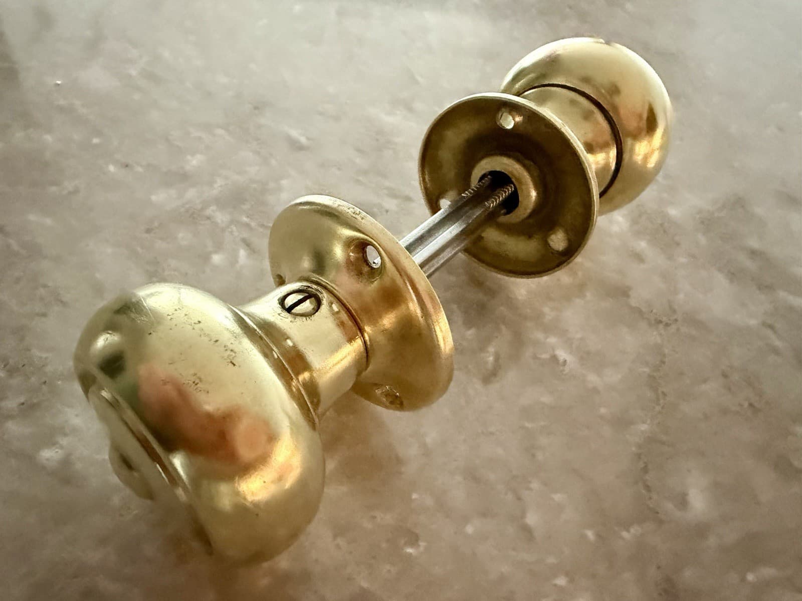 Vintage Brass Round Door Knob Set w/ Rosettes & Spindle Polished - Thumbnail 10