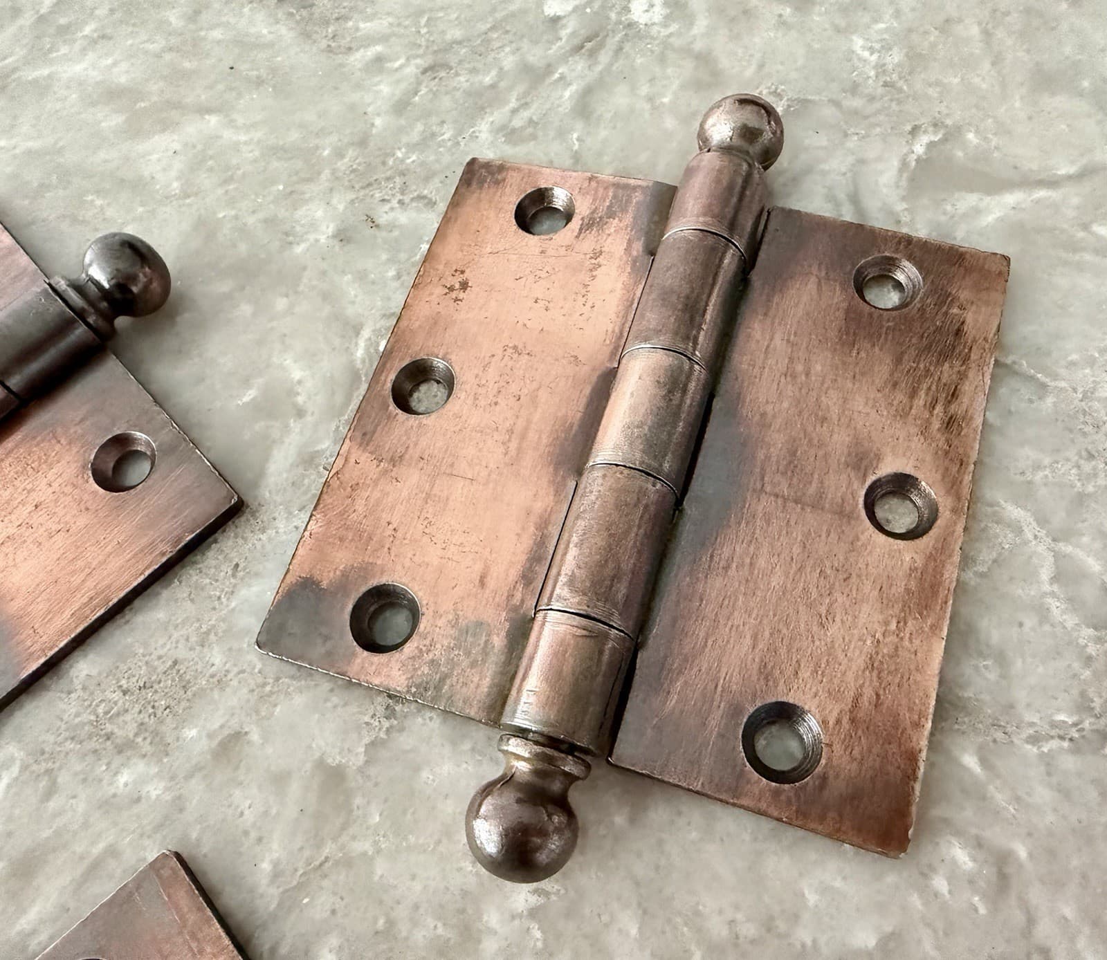 3 Stanley SW Sweetheart 3.5x3.5 Ball Tip Steel Door Hinges Copper Finish - Thumbnail 4