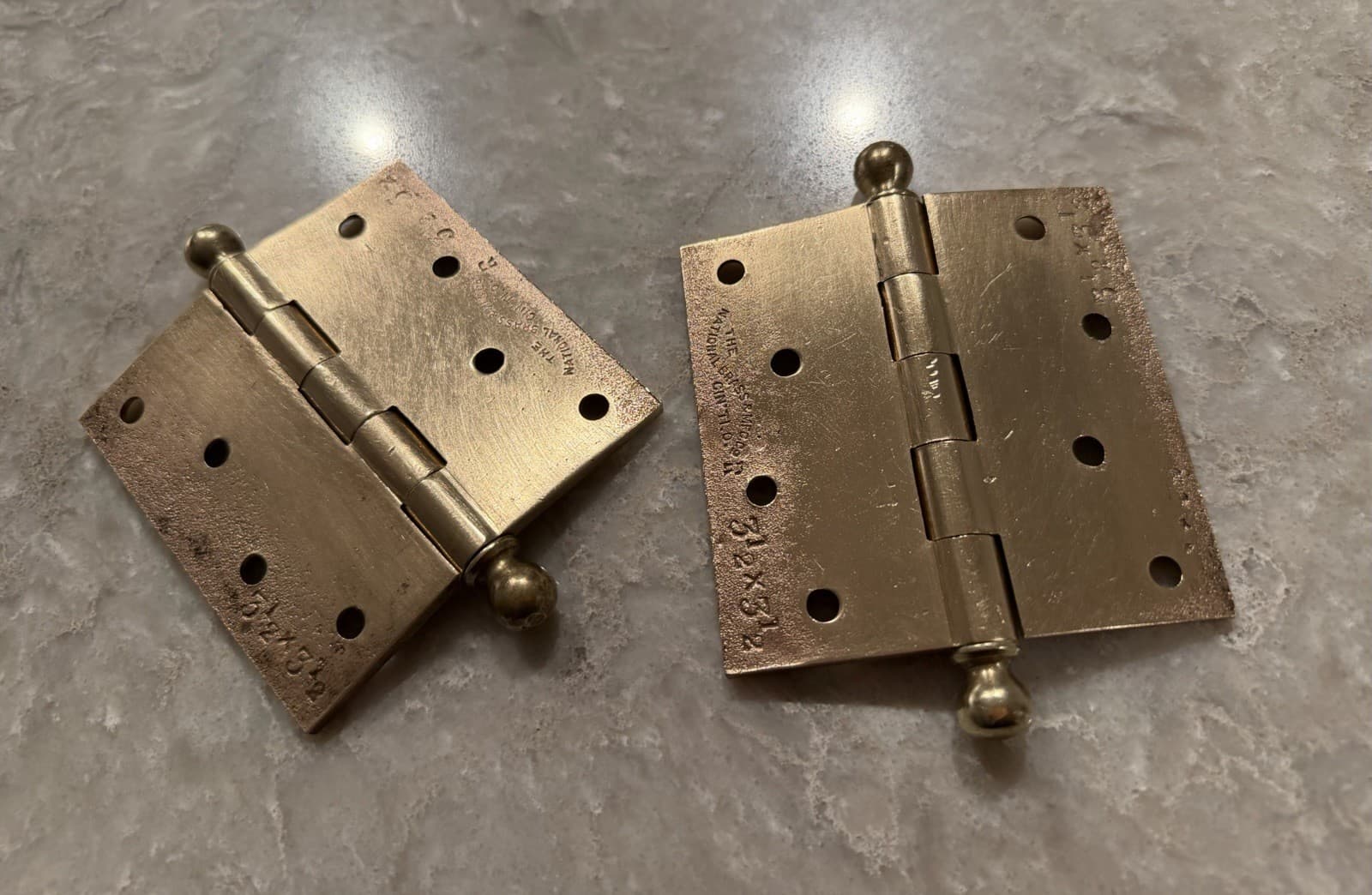 Vintage National Brass Mfg Solid Brass Ball Tip Door Hinges 3-1/2” Pair USA - Thumbnail 8