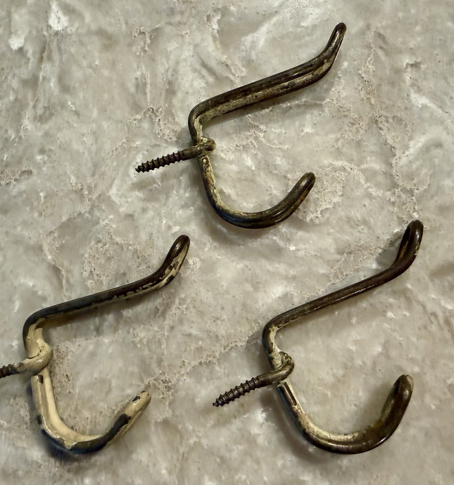 Vintage Wire Coat Hooks Set of 9 Steel Screw-In Farmhouse Rustic - Thumbnail 4