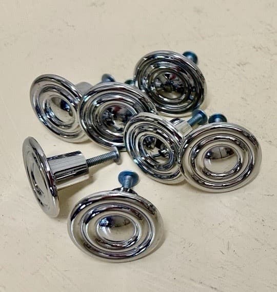 Set of 7 Vintage Chrome Over Brass Cabinet Knobs 1.5” Mid Century Modern - Thumbnail 5