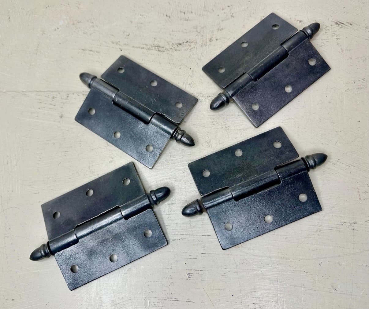 Set of 4 Vintage Cast Iron Acorn Tip Door Hinges 3.5” x 1.75” - Thumbnail 4