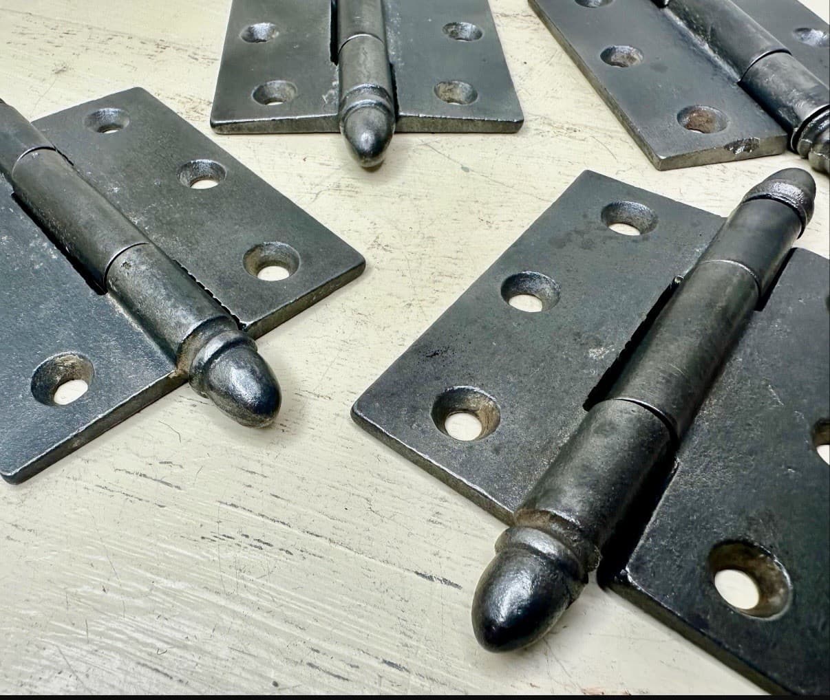 Set of 4 Vintage Cast Iron Acorn Tip Door Hinges 3.5” x 1.75” - Thumbnail 2