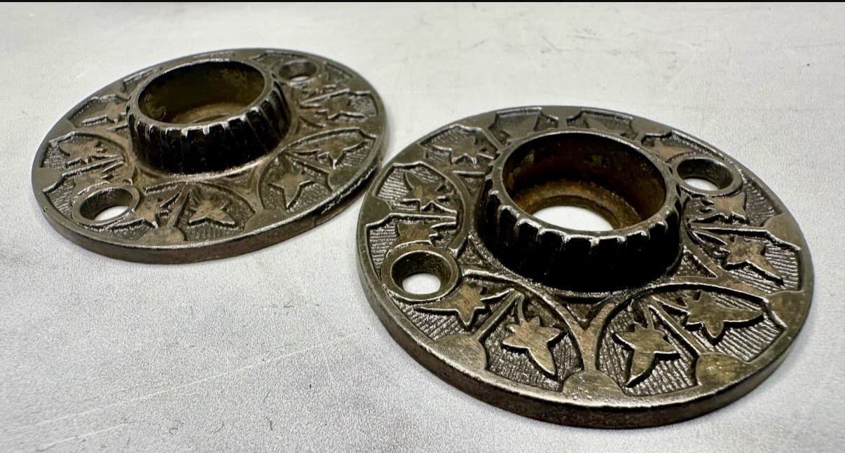 Antique Cast Iron Eastlake Door Knob Rosettes Pair 2” - Thumbnail 5