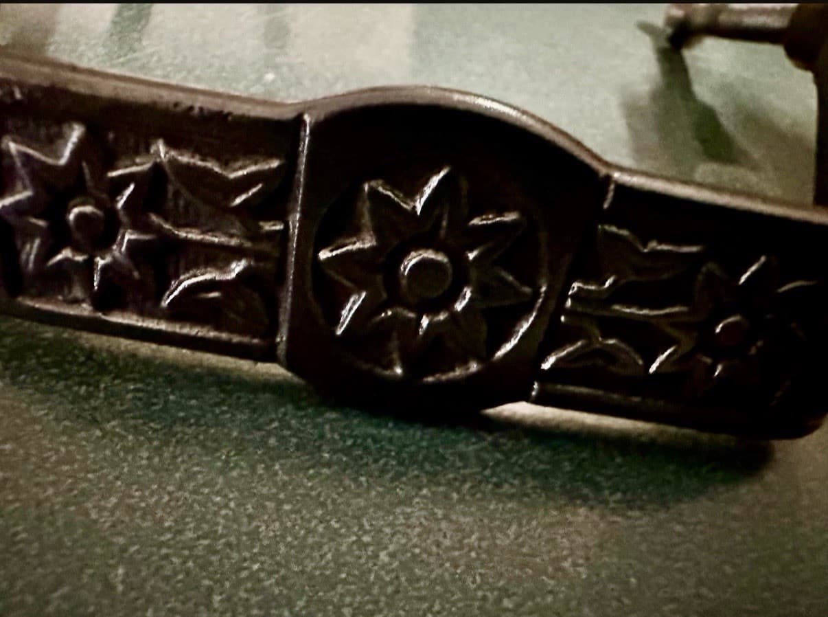 Vintage Cast Iron Mission Arts & Crafts Drawer Pull Handle 5” CTC Floral - Thumbnail 3