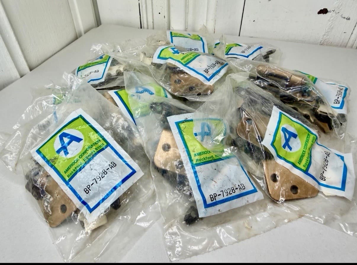 Vintage NOS Amerock BP-7928-AB Self-Closing Cabinet Hinges Set of 12 - Thumbnail 8