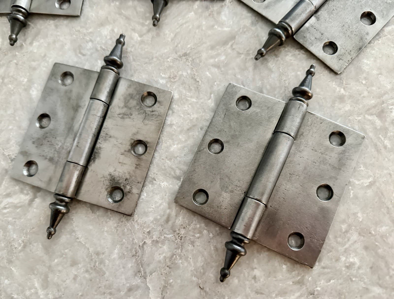 Set of 9 Antique Victorian 3.5” Cast Iron Steeple Tip Door Hinges - Thumbnail 2