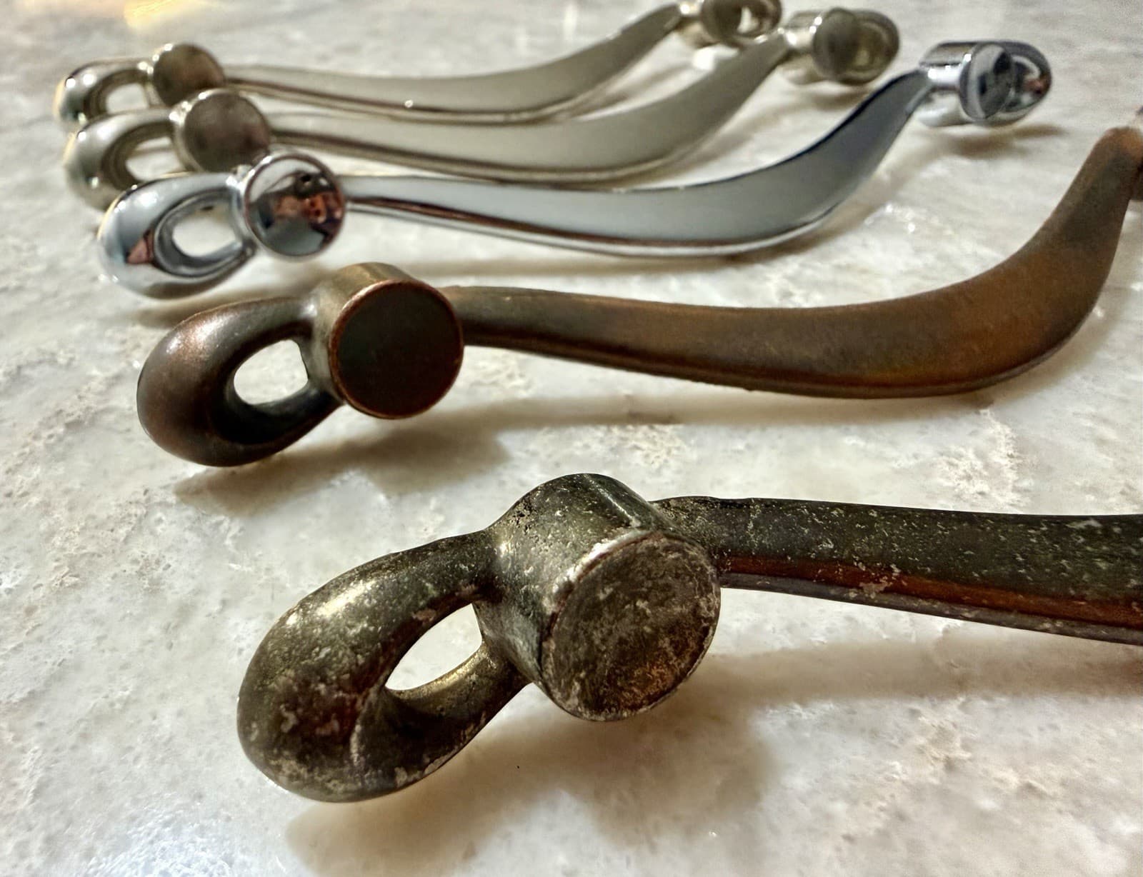 Lot of 5 DCP P958 Cabinet Drawer Pulls 4.5” CTC Mixed Finishes w/ Screws - Thumbnail 2