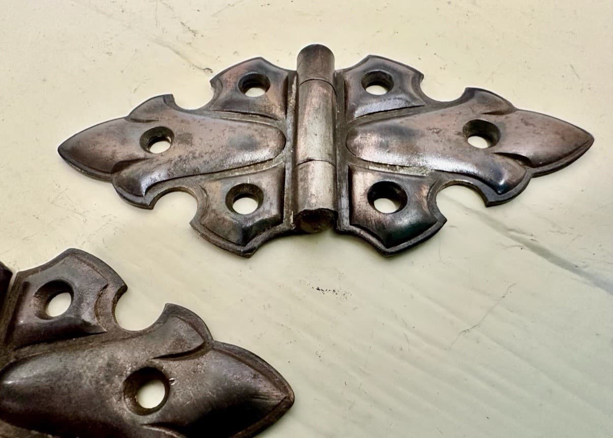 Set of 3 Vintage Decorative Steel Butterfly Cabinet Hinges 3-3/4” Surface Mount - Thumbnail 3