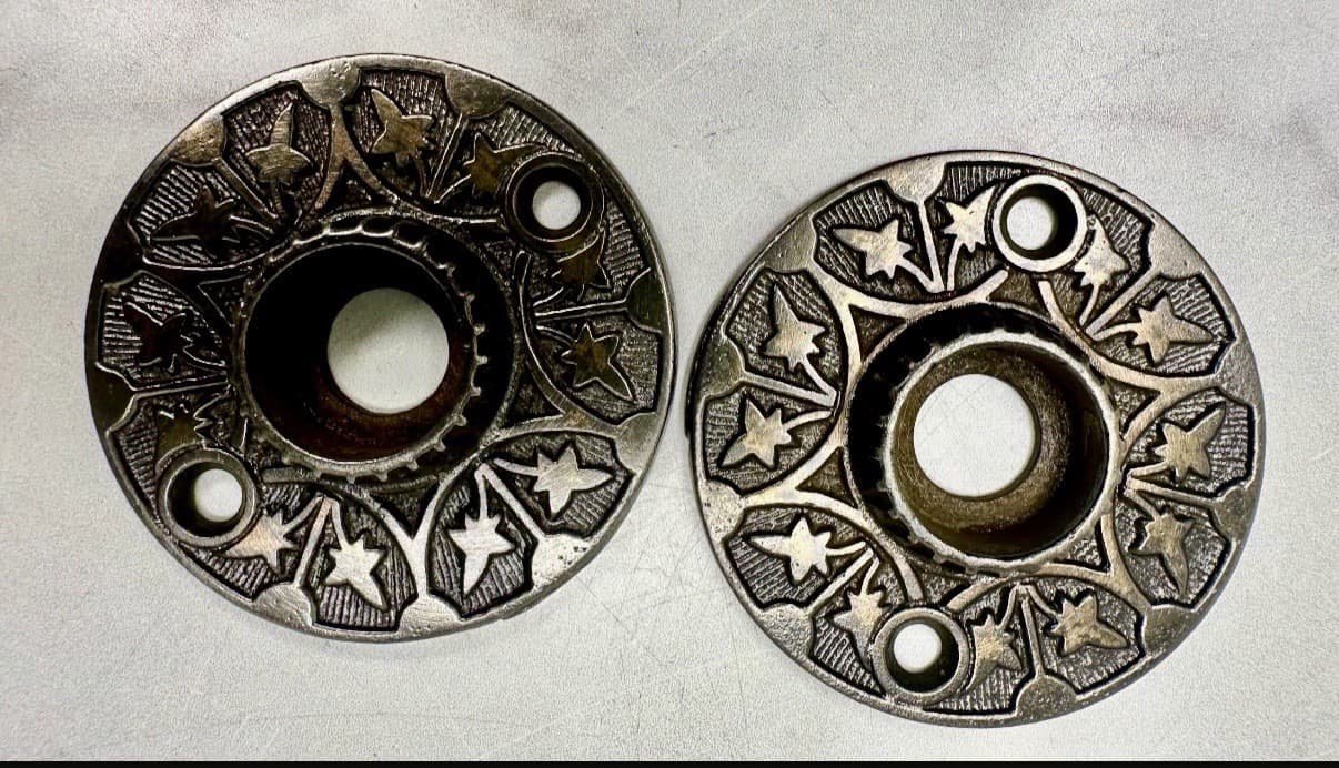 Antique Cast Iron Eastlake Door Knob Rosettes Pair 2” - Thumbnail 4