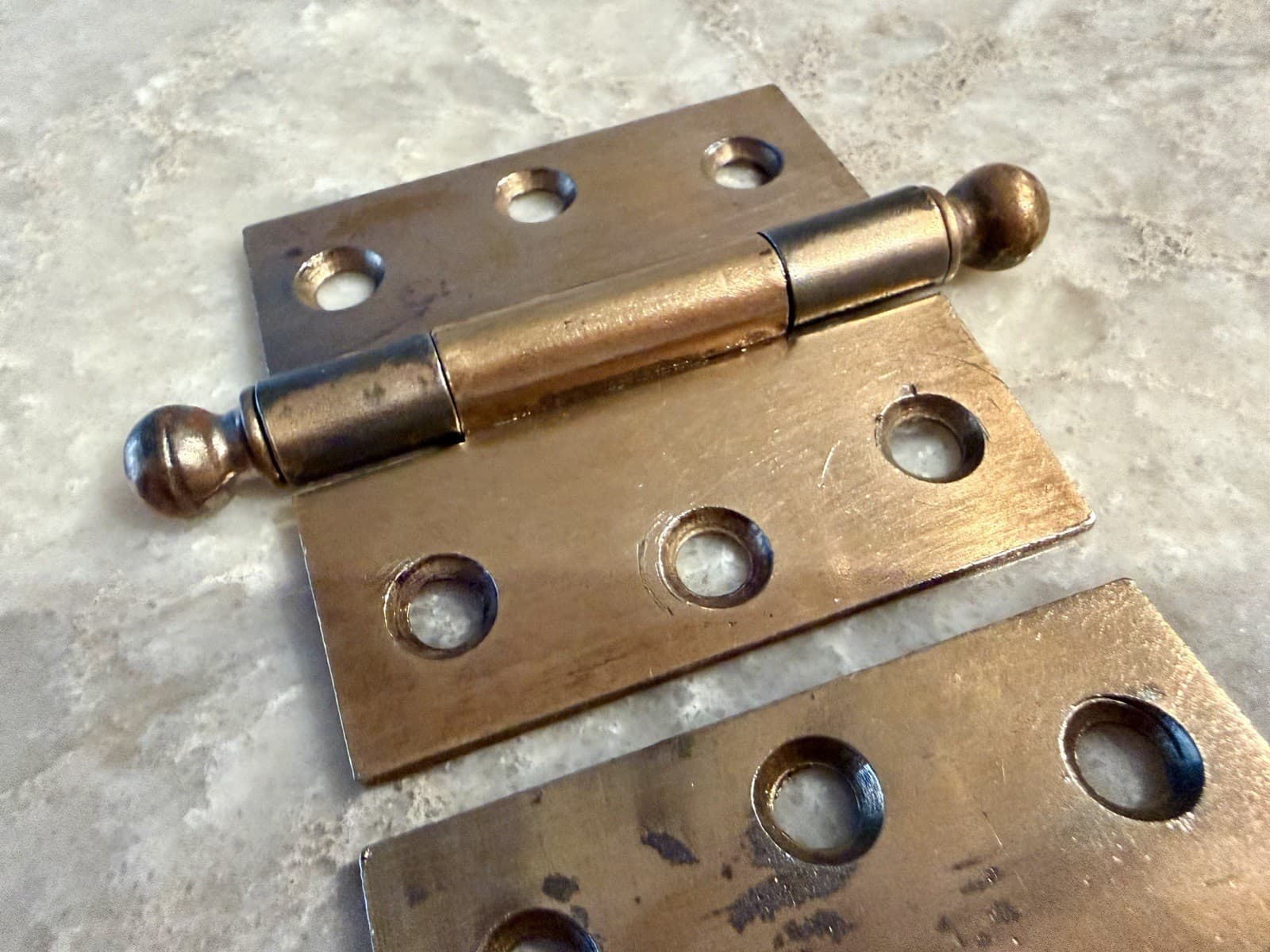 Stanley SW Sweetheart 2.5x2.5 Ball Tip Steel Door Hinges Copper Set of 3 - Thumbnail 8