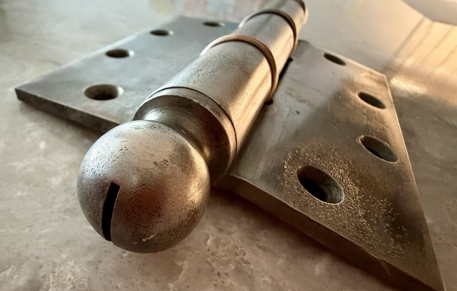 Vintage McKinney 4.5” x 5” Heavy Duty Steel Ball Tip Loose Pin Door Hinge - Thumbnail 5