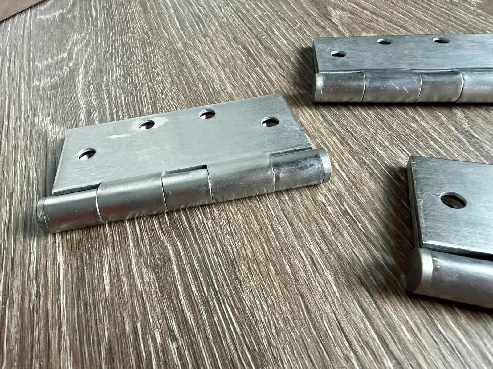 Stanley F179 4.5 x 4.5 Steel Plain Bearing Door Hinges Set of 3 Satin Chrome - Thumbnail 10