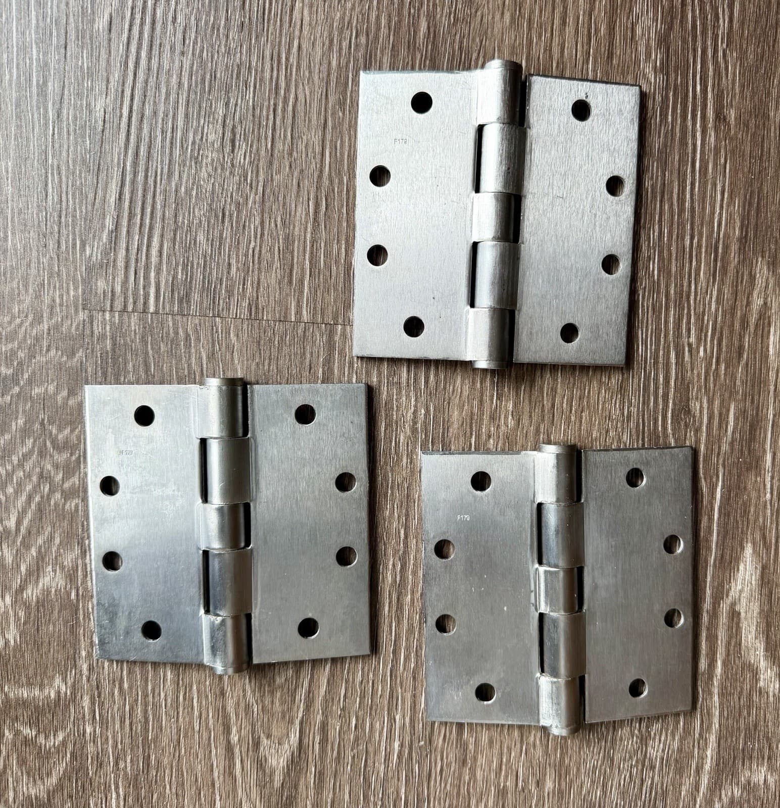Stanley F179 4.5 x 4.5 Steel Plain Bearing Door Hinges Set of 3 Satin Chrome - Thumbnail 8