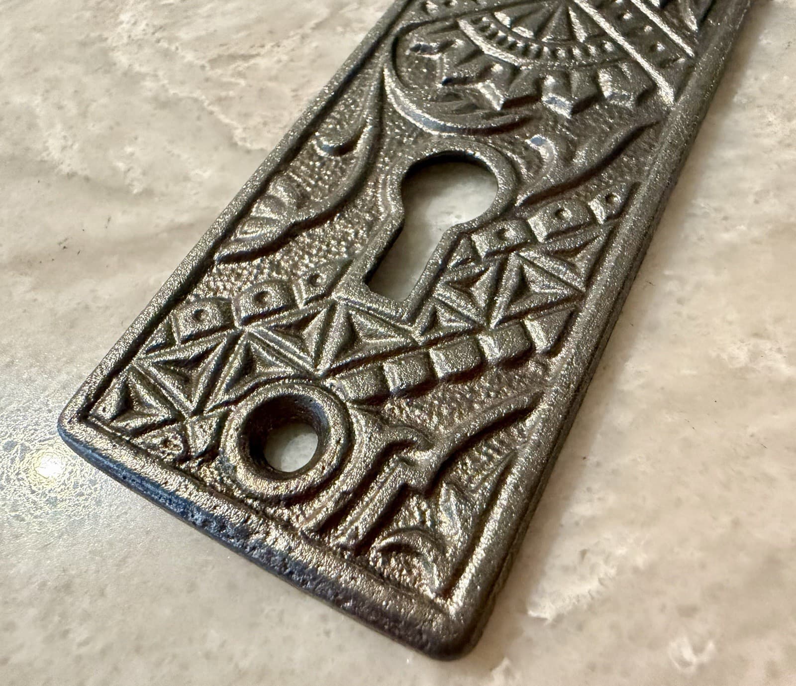 Antique Eastlake Cast Iron Door Plate Backplate 5¼” x 1½” Victorian - Thumbnail 5
