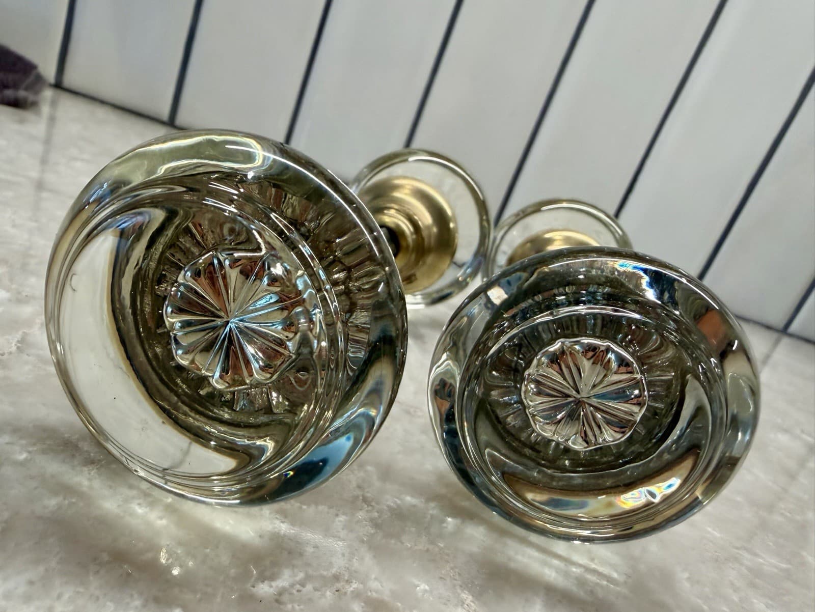 2 sets Vintage Clear Glass Door Knobs w/ Brass Collars 2” Knobs w/ 3.5” Spindle - Thumbnail 4