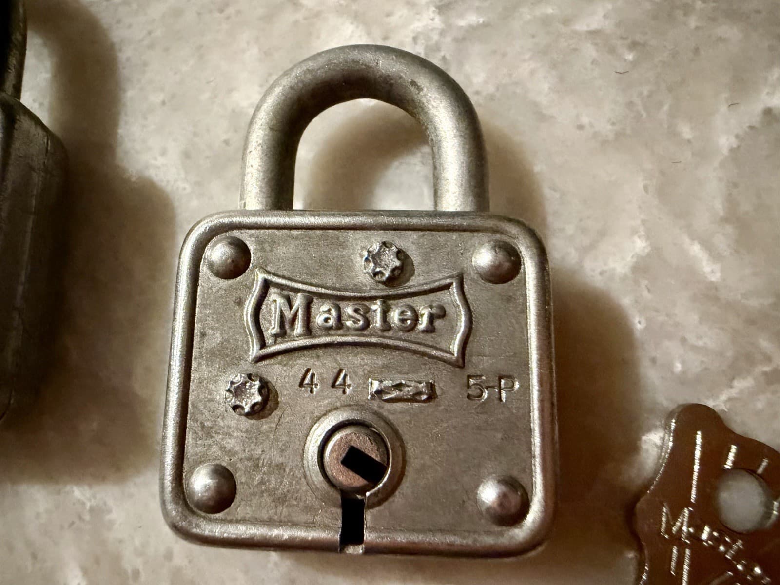 Vintage Master Lock Padlocks Models 85 & 44 5P w/ Keys Made USA Pair - Thumbnail 4