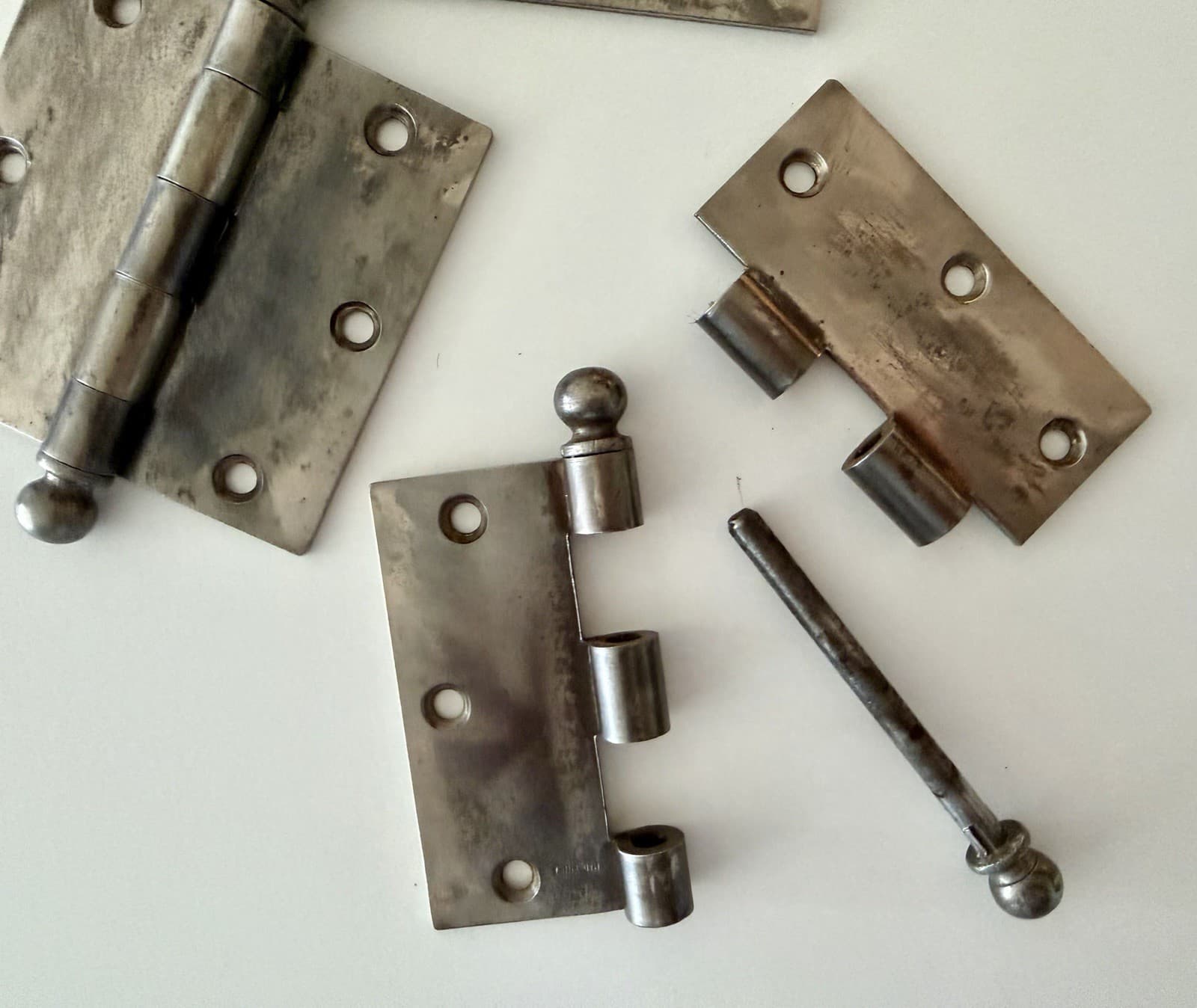 Stanley SW 3.5” Steel Ball Tip Door Hinges Set of 3 Made in USA - Thumbnail 12