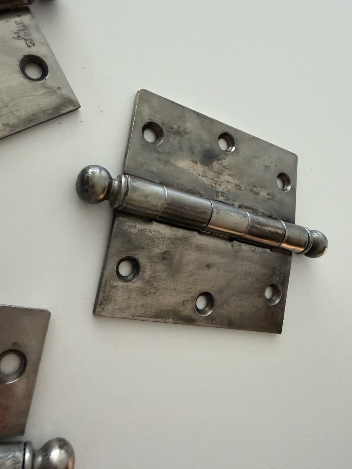 Stanley SW 3.5” Steel Ball Tip Door Hinges Set of 3 Sweetheart Made USA - Thumbnail 4
