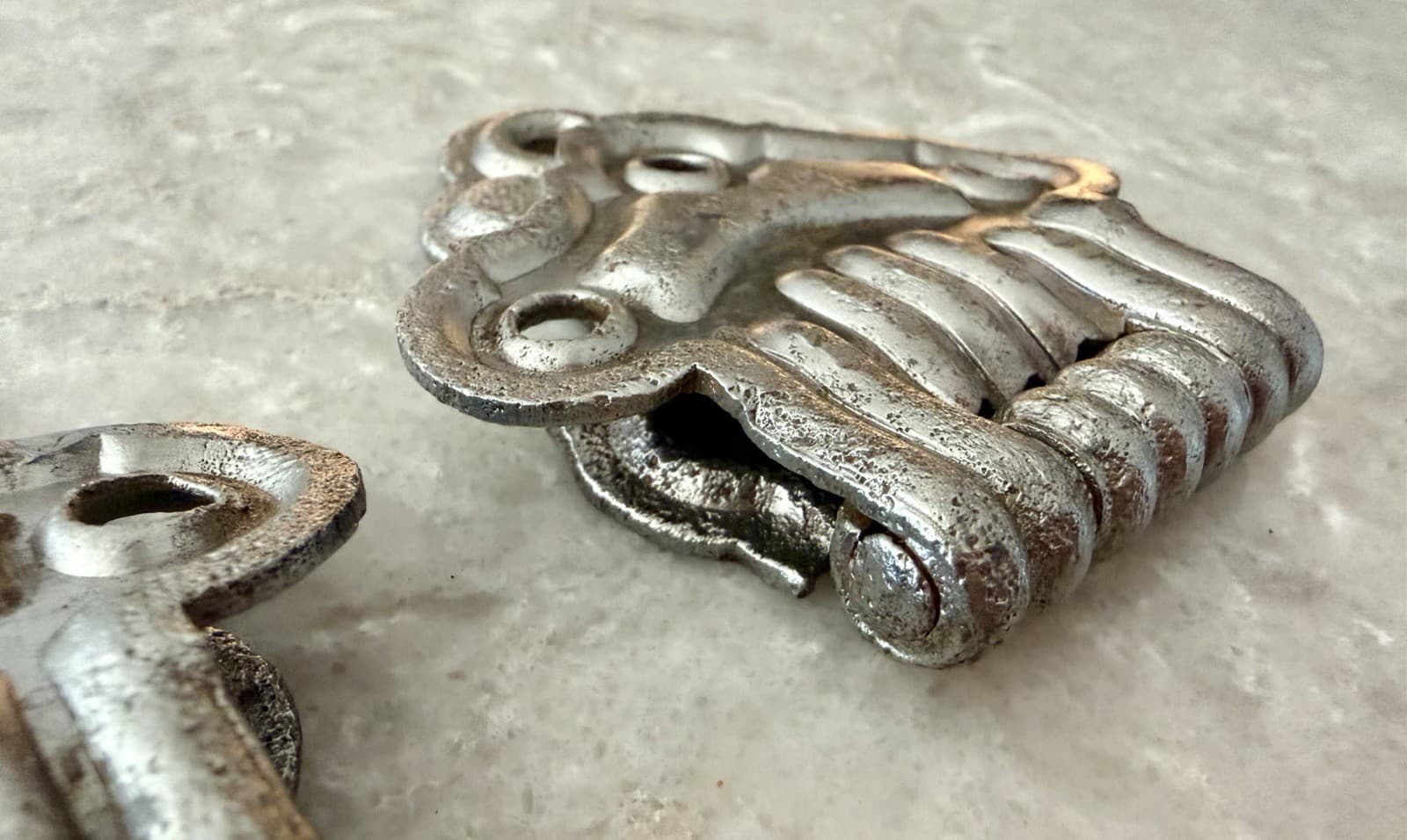 Pair Stanley SW Cast Iron Ornamental Surface Hinges 4-3/4” Antique VTG - Thumbnail 18